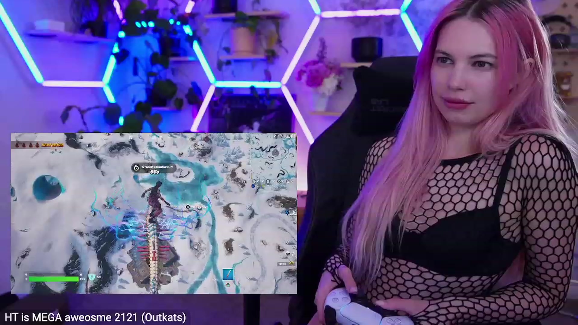 Gallery image thumbnail from Carmen's myfreecams stream on, 02/24/2023, 07:20 image 19 of 20