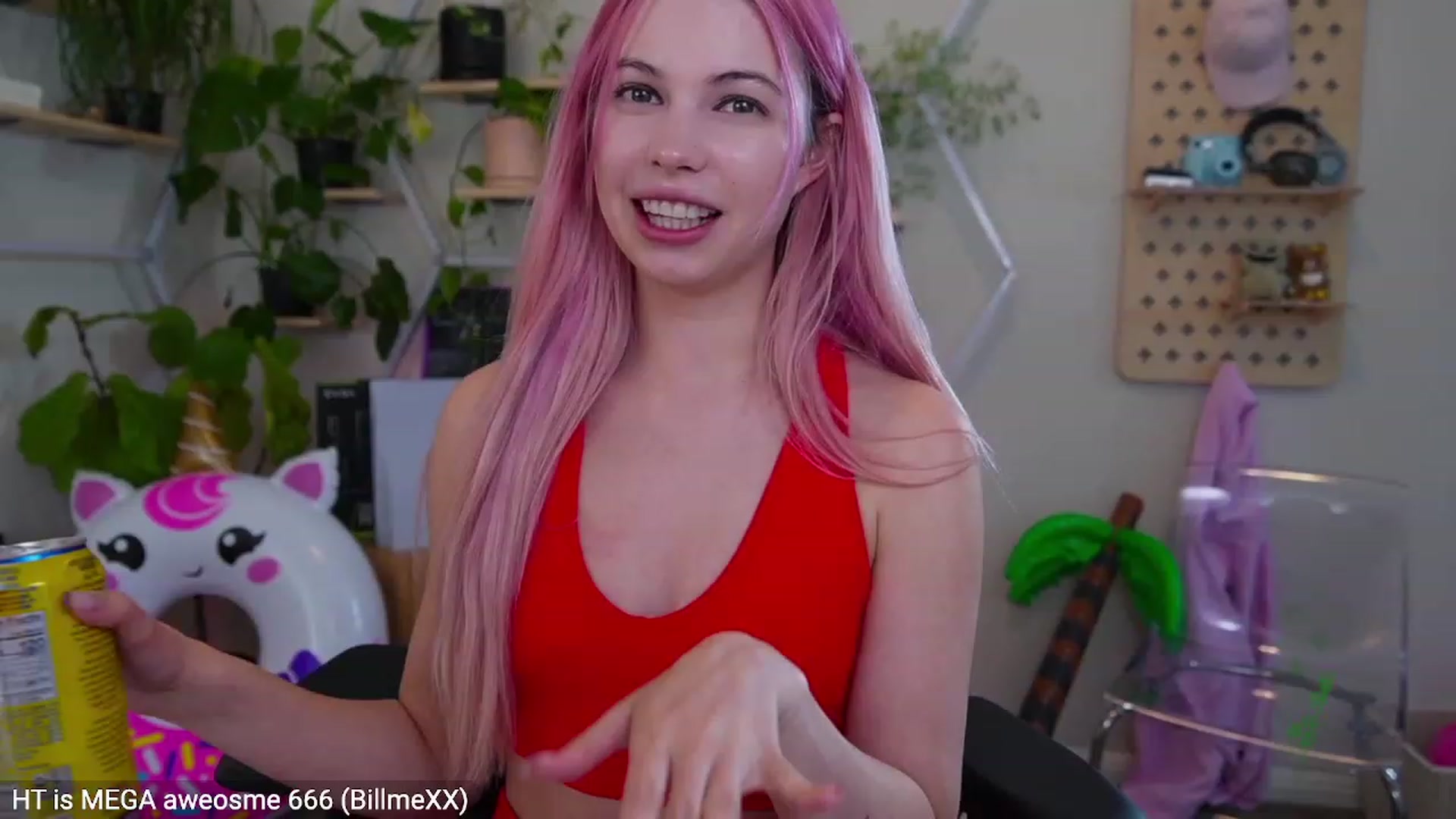 Gallery image thumbnail from Carmen's myfreecams stream on, 02/26/2023, 03:32 image 4 of 20