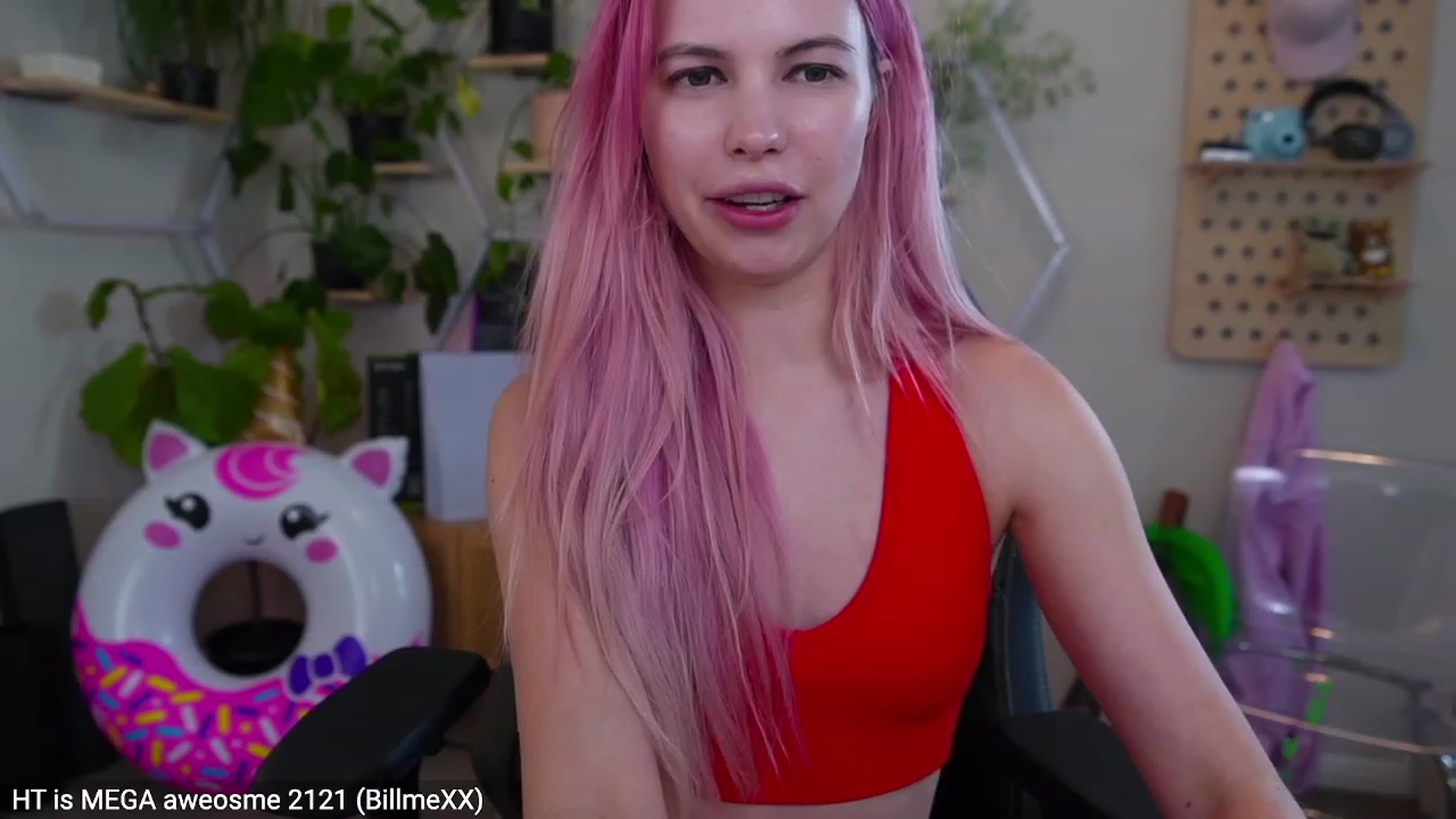 Gallery image thumbnail from Carmen's myfreecams stream on, 02/26/2023, 03:32 image 12 of 20