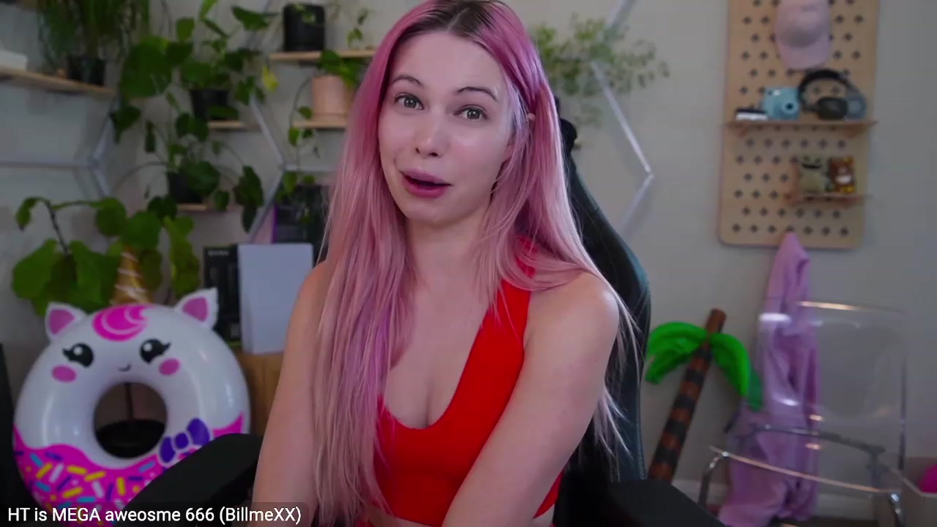 Gallery image thumbnail from Carmen's myfreecams stream on, 02/26/2023, 03:32 image 2 of 20