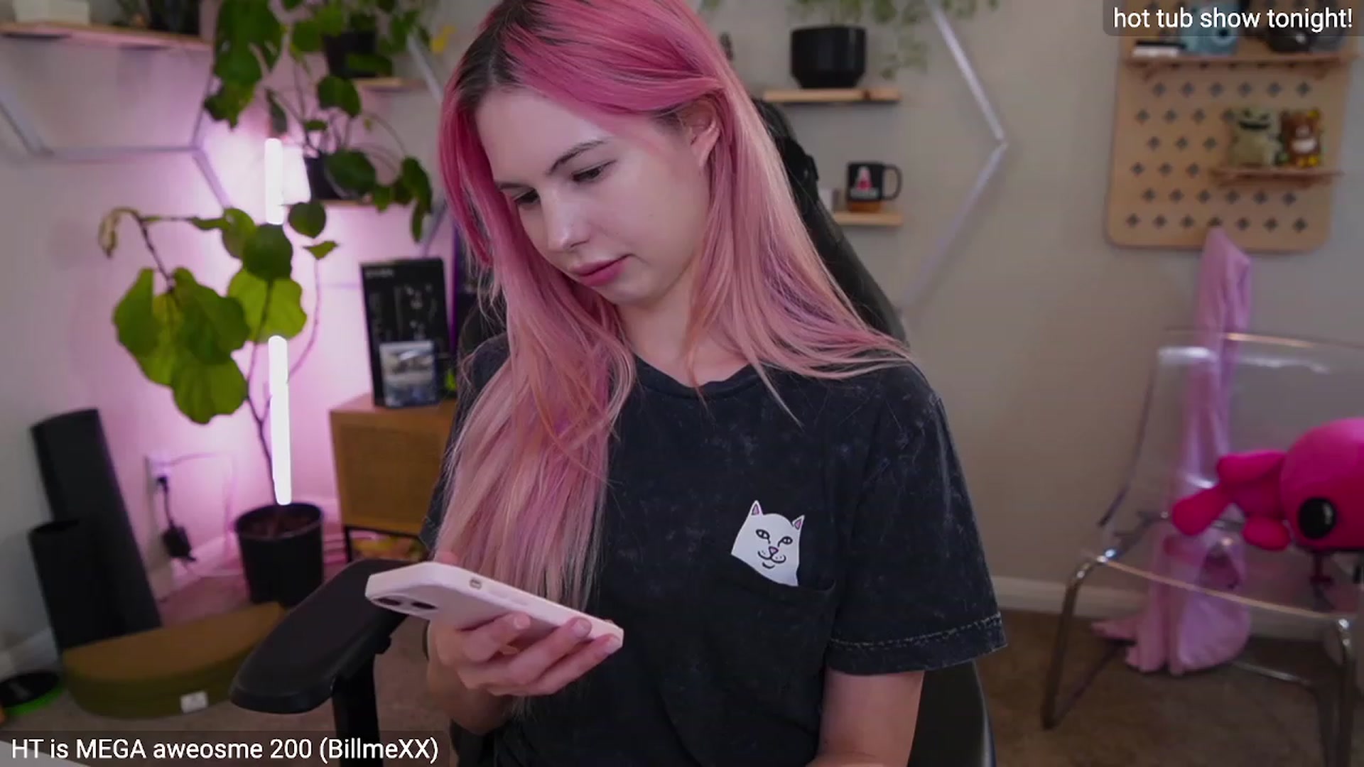 Gallery image thumbnail from Carmen's myfreecams stream on, 03/01/2023, 03:47 image 6 of 20