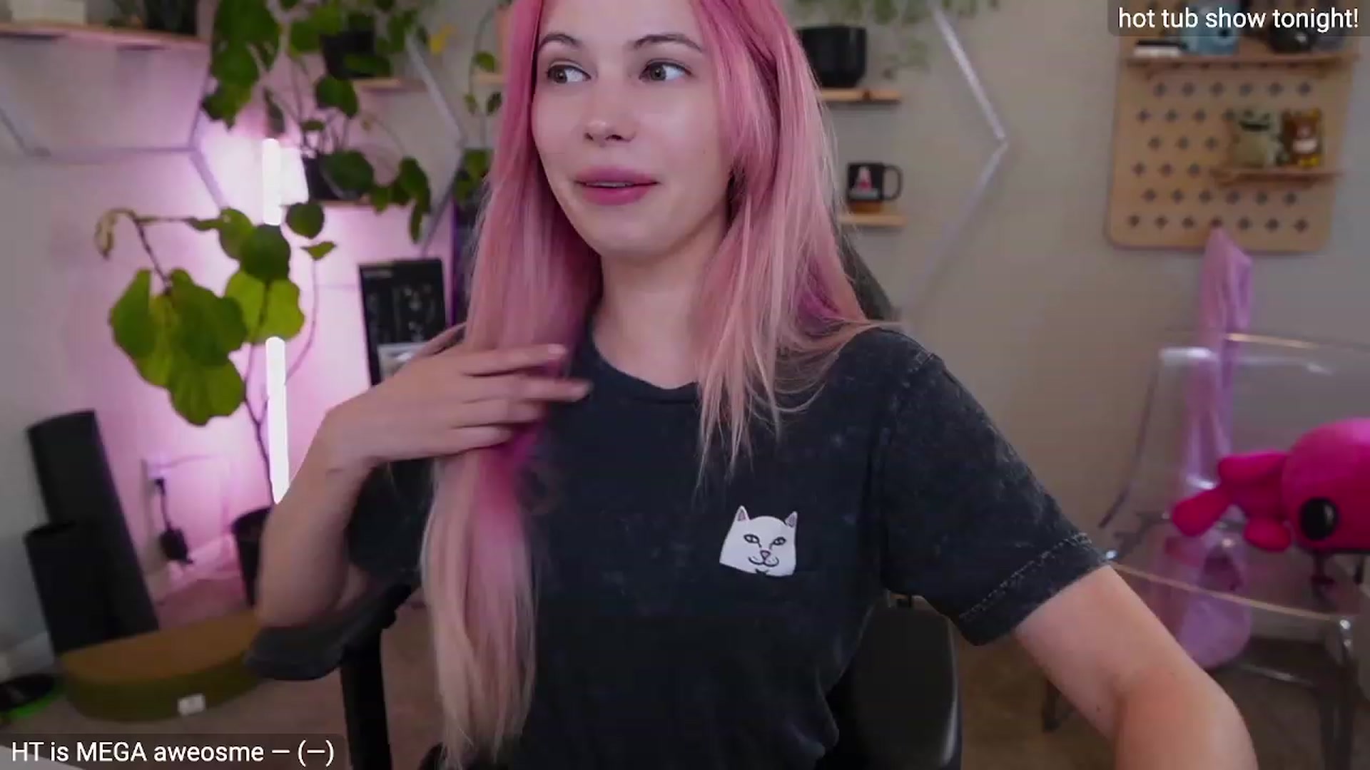 Gallery image thumbnail from Carmen's myfreecams stream on, 03/01/2023, 03:47 image 1 of 20