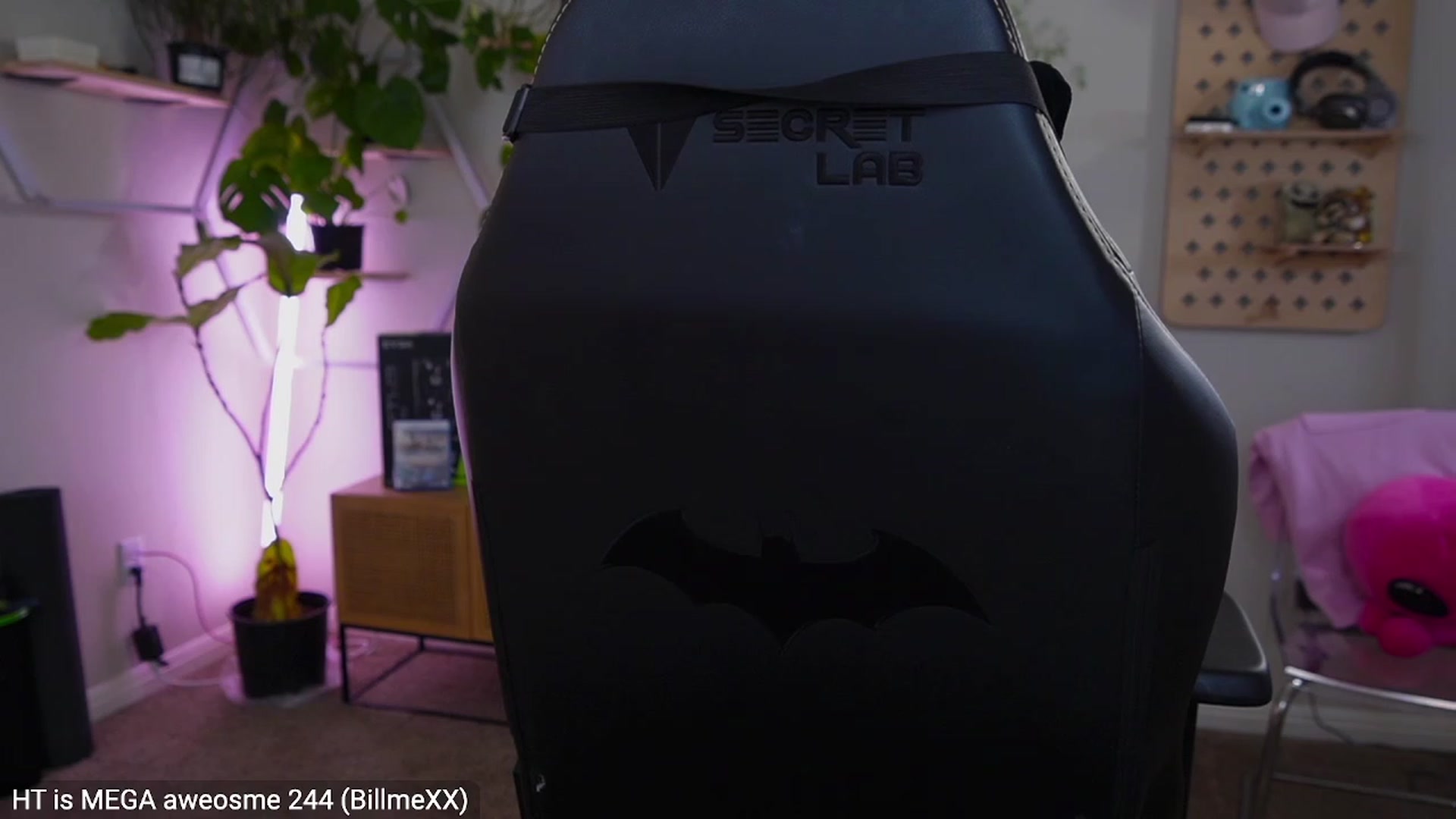 Gallery image thumbnail from Carmen's myfreecams stream on, 03/10/2023, 03:32 image 8 of 20