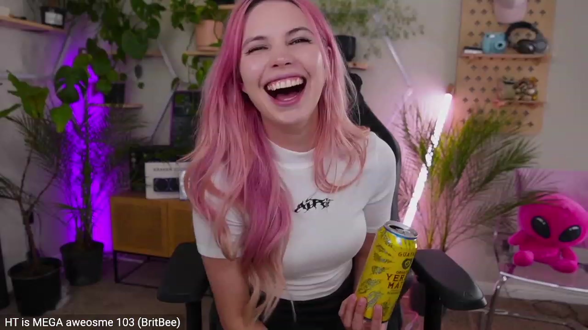 Gallery image thumbnail from Carmen's myfreecams stream on, 03/16/2023, 03:16 image 11 of 20
