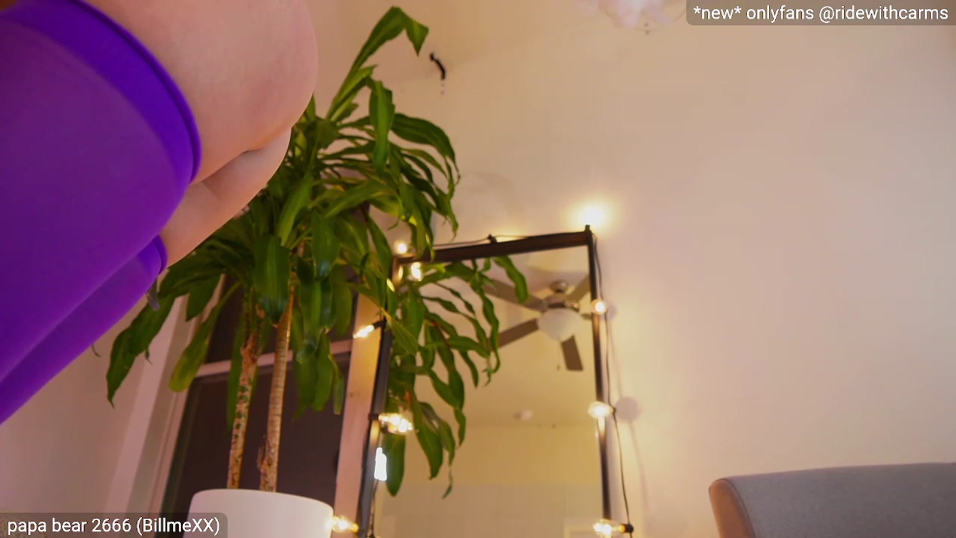 Gallery image thumbnail from Carmen's myfreecams stream on, 04/12/2023, 06:40 image 13 of 20