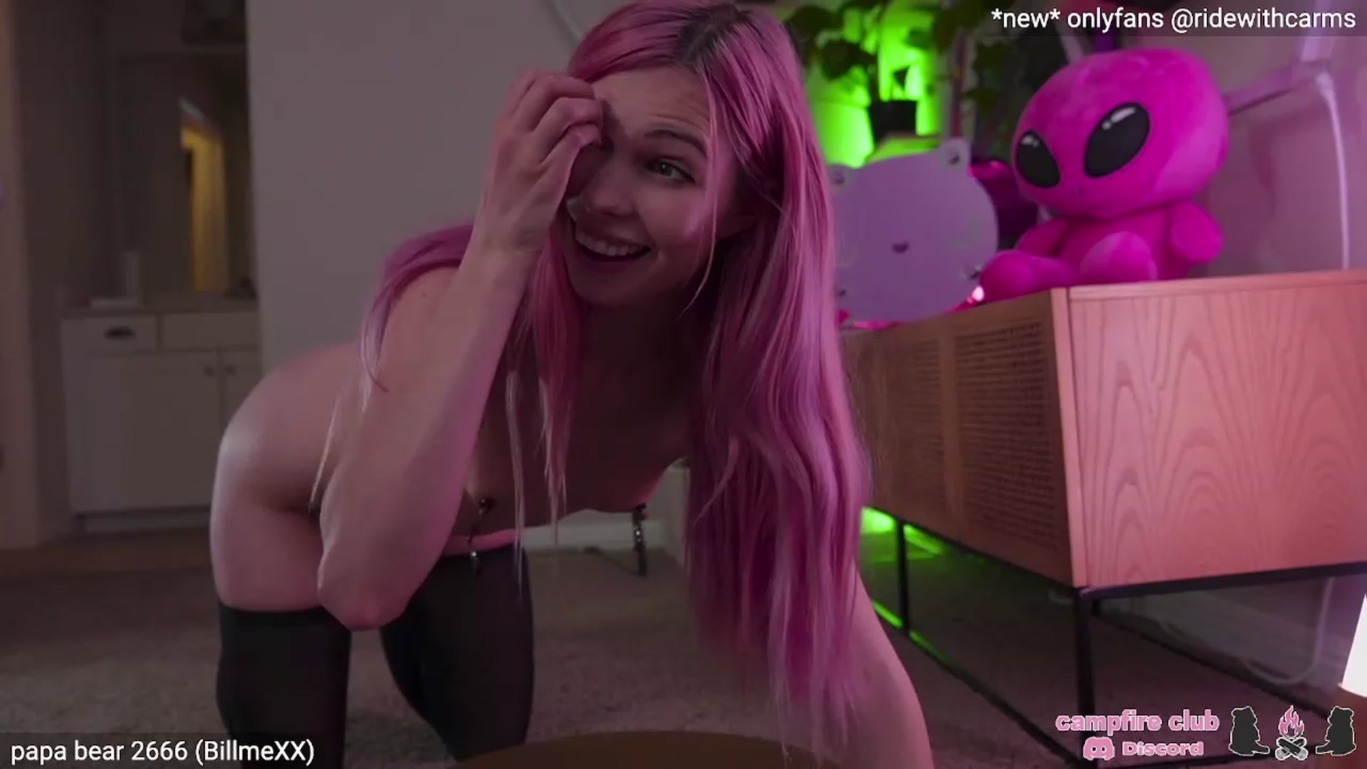 Gallery image thumbnail from Carmen's myfreecams stream on, 04/26/2023, 04:54 image 14 of 20