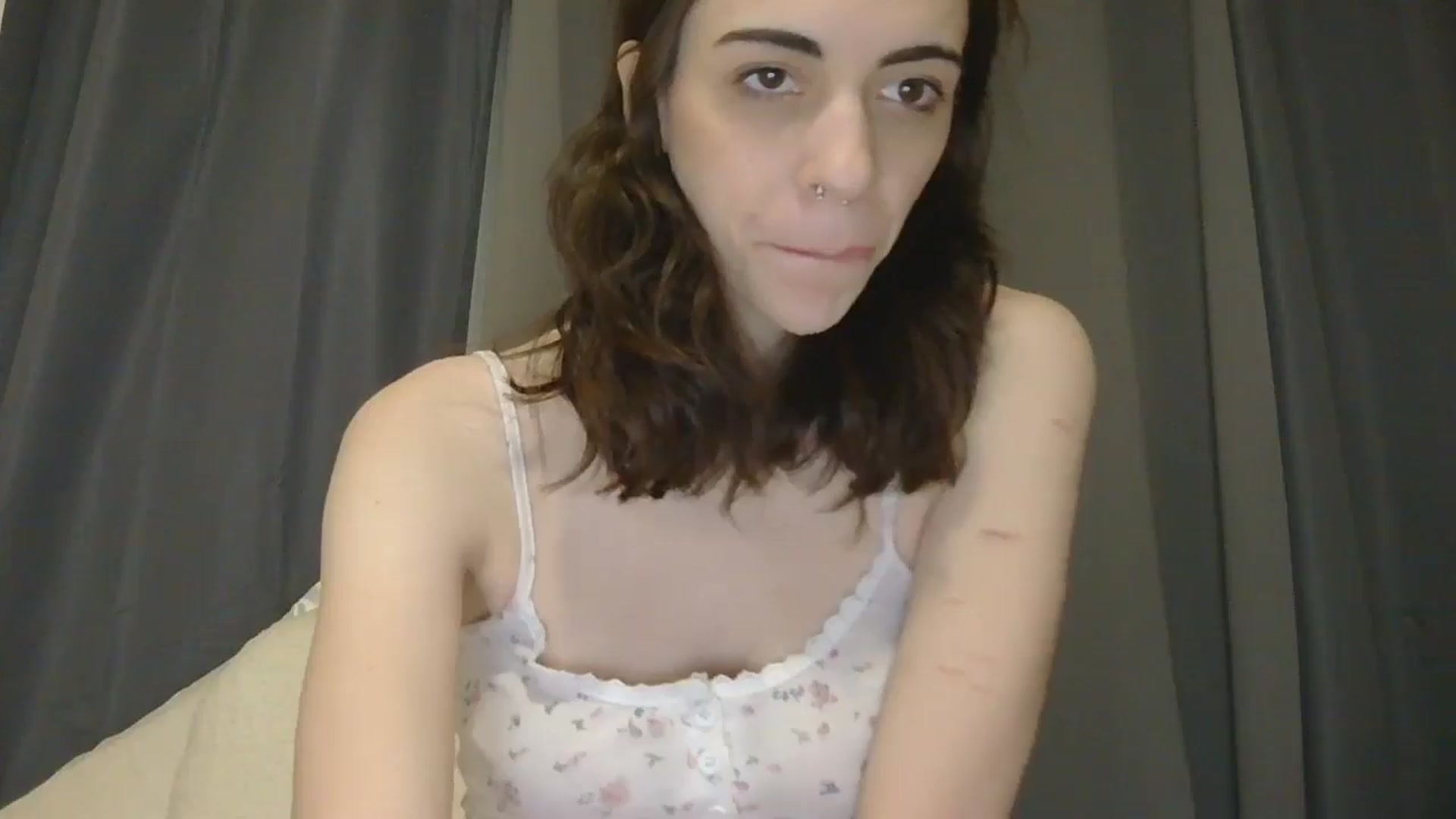 Gallery image thumbnail from CarmenDoll's myfreecams stream on, 01/17/2025, 01:06 image 10 of 20