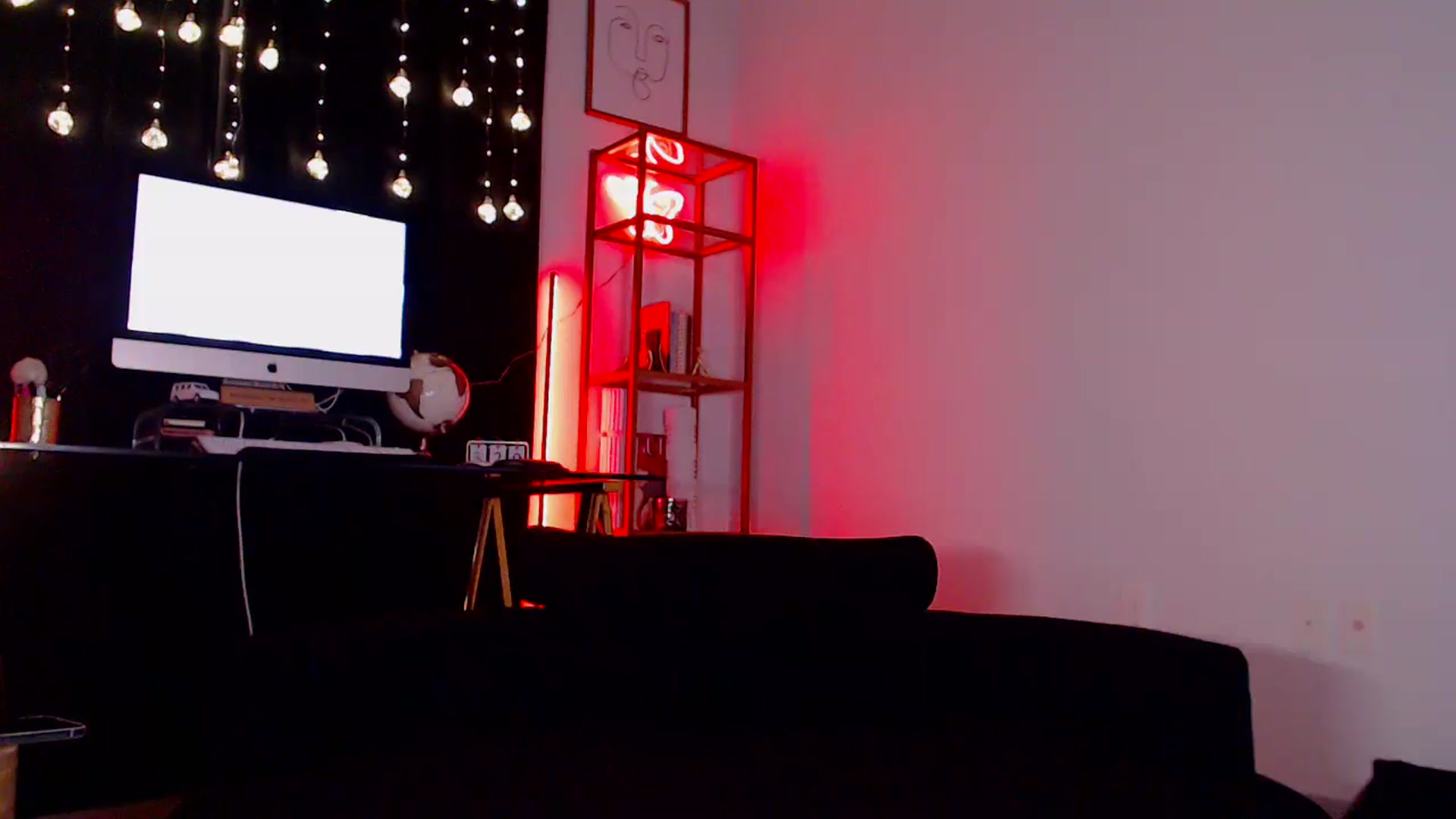 Gallery image thumbnail from Carmen_Bella's myfreecams stream on, 05/30/2024, 05:16 image 11 of 20