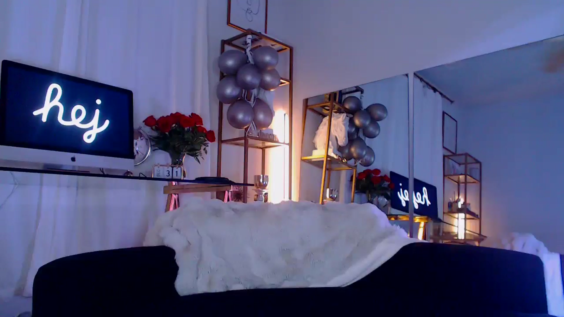 Gallery image thumbnail from Carmen_Bella's myfreecams stream on, 01/01/2025, 05:05 image 14 of 20