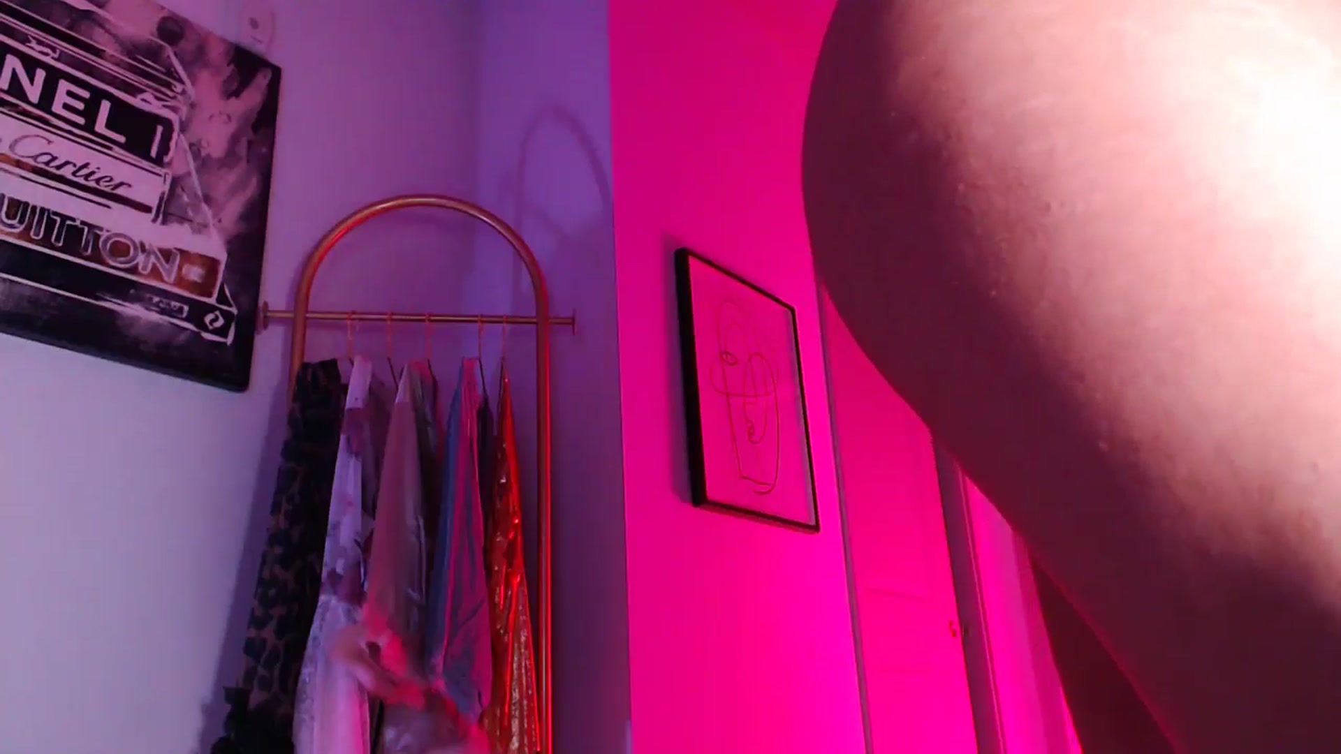 Gallery image thumbnail from Carmen_Bella's myfreecams stream on, 04/05/2025, 03:46 image 6 of 20