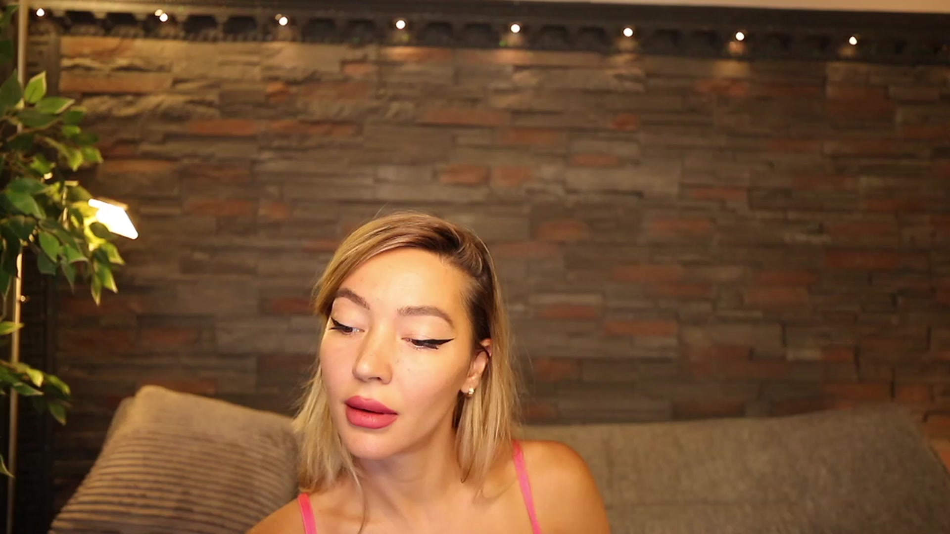 Gallery image thumbnail from Carminahot's myfreecams stream on, 07/21/2023, 19:55 image 1 of 20