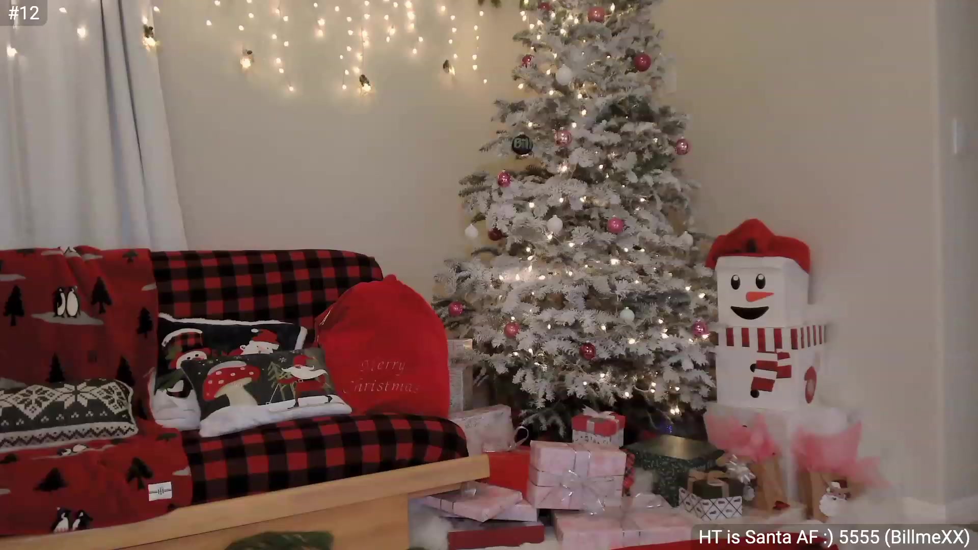Gallery image thumbnail from Carmsmas's myfreecams stream on, 12/03/2022, 07:30 image 11 of 20
