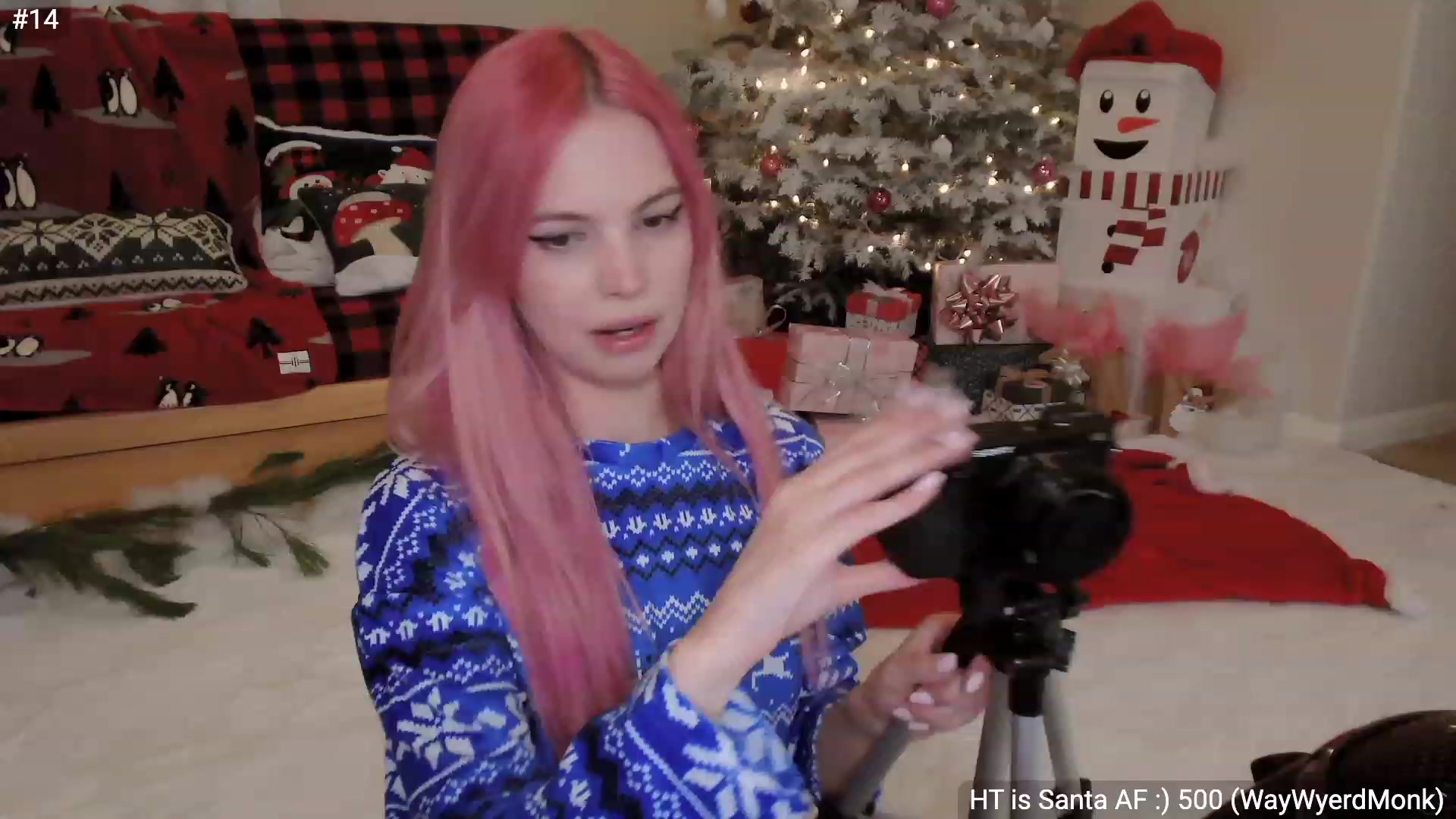 Gallery image thumbnail from Carmsmas's myfreecams stream on, 12/03/2022, 07:30 image 4 of 20