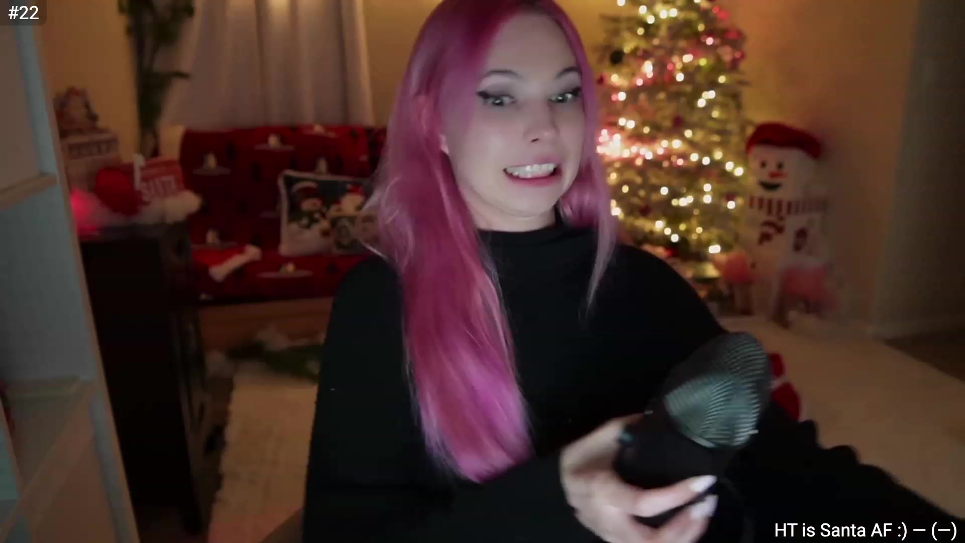 Gallery image thumbnail from Carmsmas's myfreecams stream on, 12/04/2022, 07:38 image 1 of 20