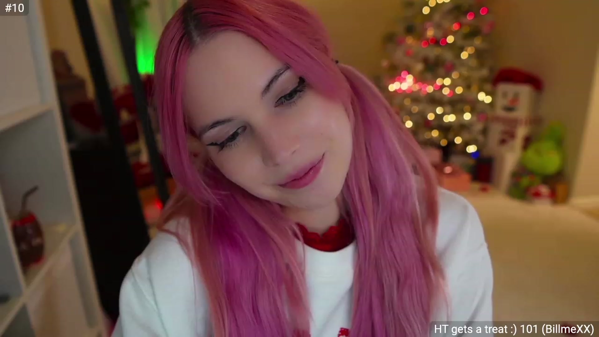 Gallery image thumbnail from Carmsmas's myfreecams stream on, 12/08/2022, 03:45 image 17 of 20