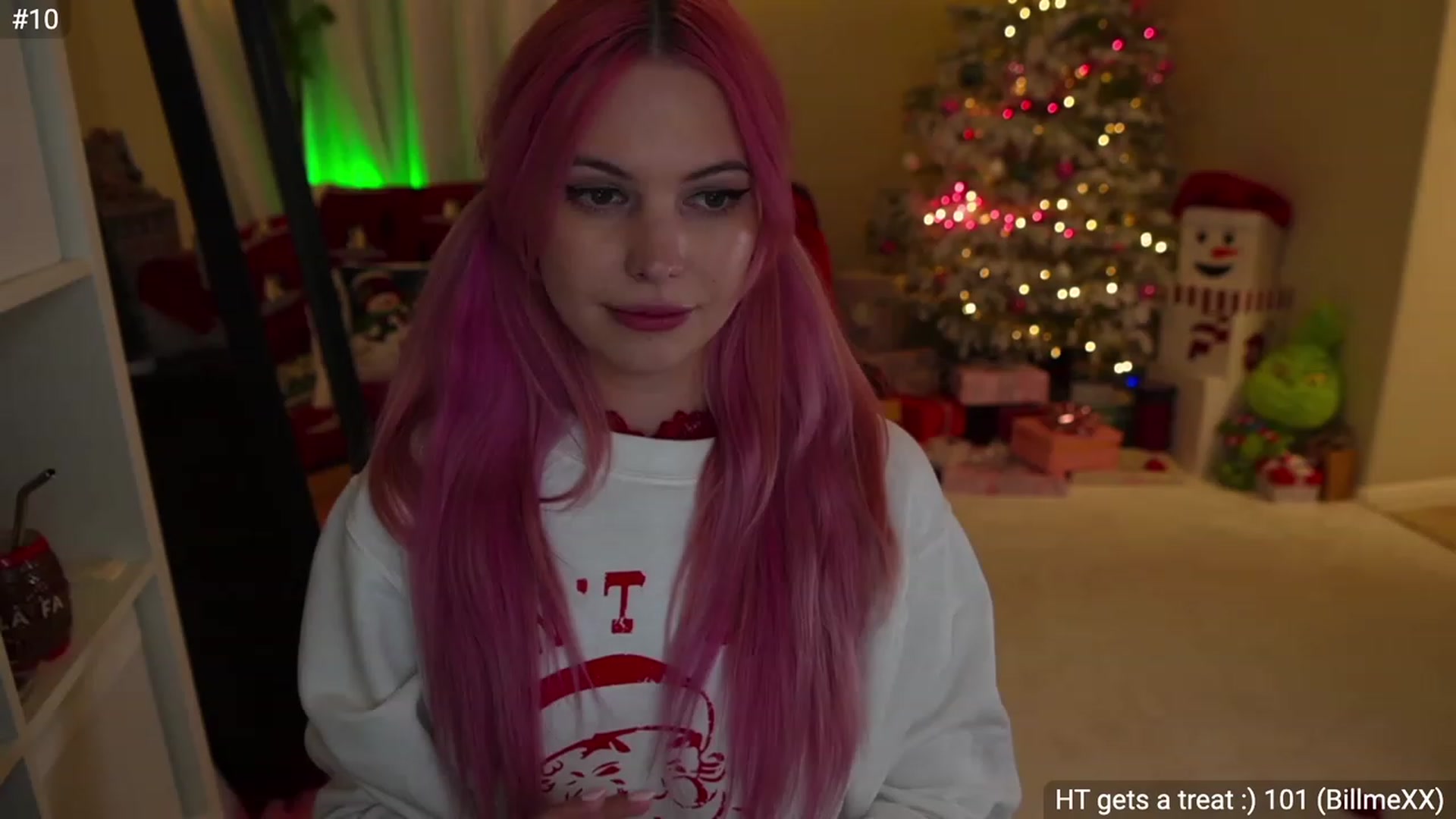 Gallery image thumbnail from Carmsmas's myfreecams stream on, 12/08/2022, 07:27 image 1 of 20