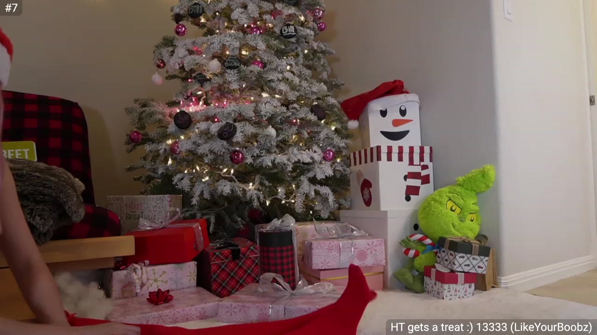 Gallery image thumbnail from Carmsmas's myfreecams stream on, 12/12/2022, 07:49 image 15 of 20