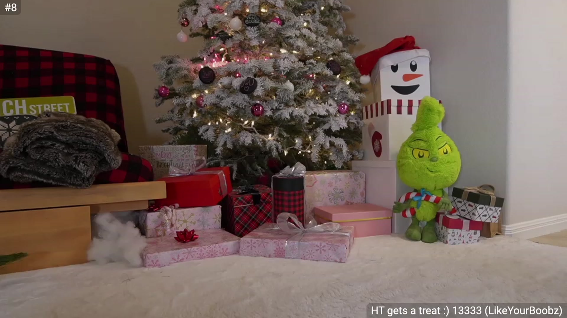 Gallery image thumbnail from Carmsmas's myfreecams stream on, 12/12/2022, 08:49 image 11 of 20