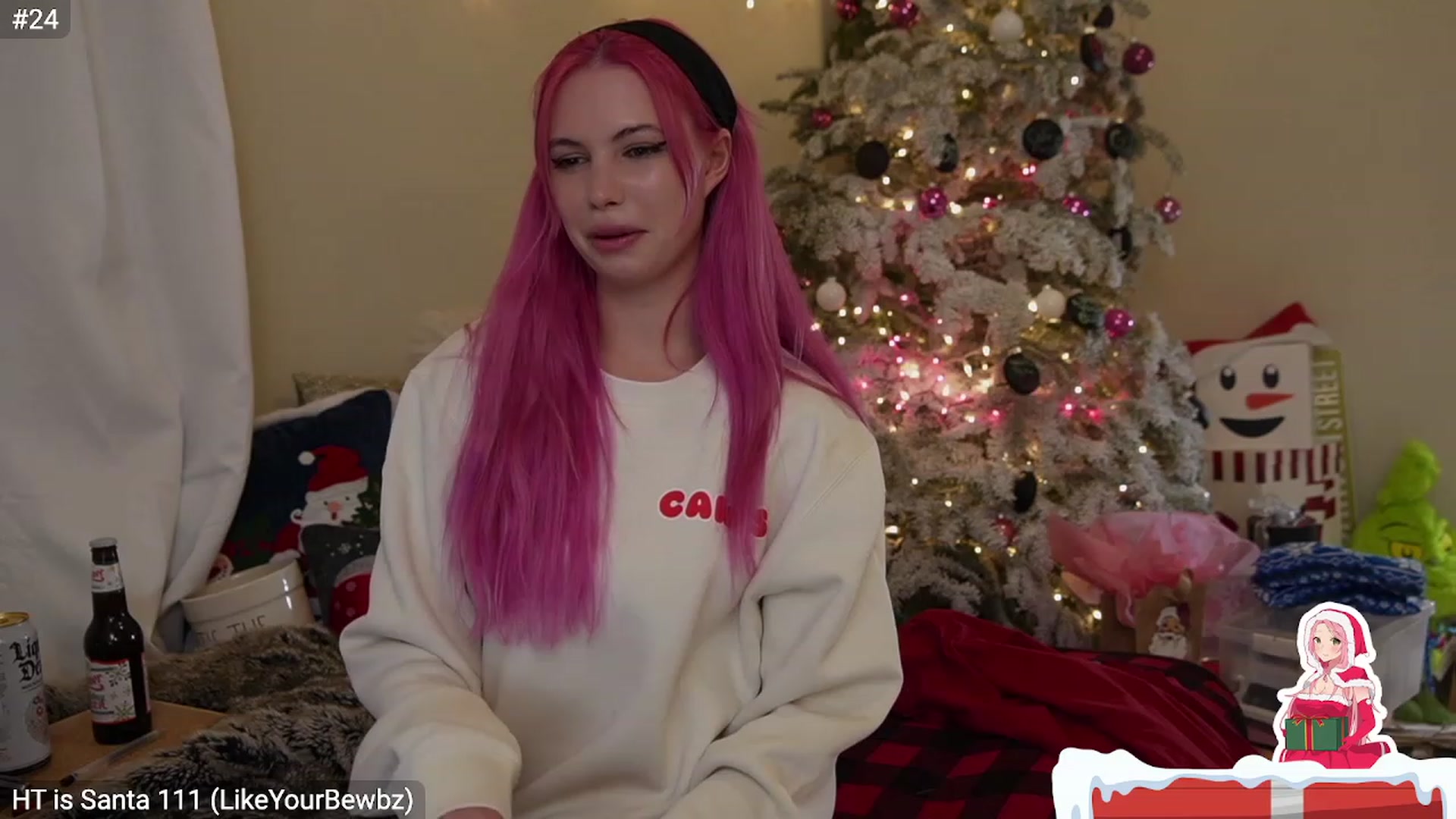 Gallery image thumbnail from Carmsmas's myfreecams stream on, 12/27/2022, 05:27 image 3 of 20