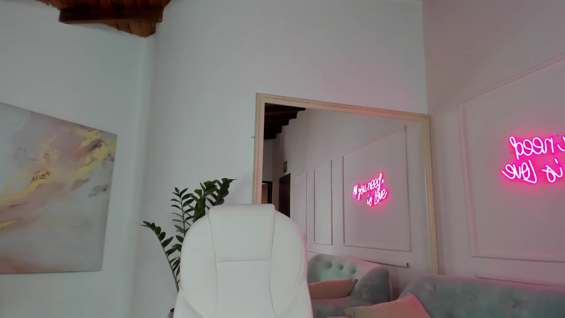 Gallery image thumbnail from Caro_Cano's myfreecams stream on, 02/03/2023, 16:06 image 1 of 20