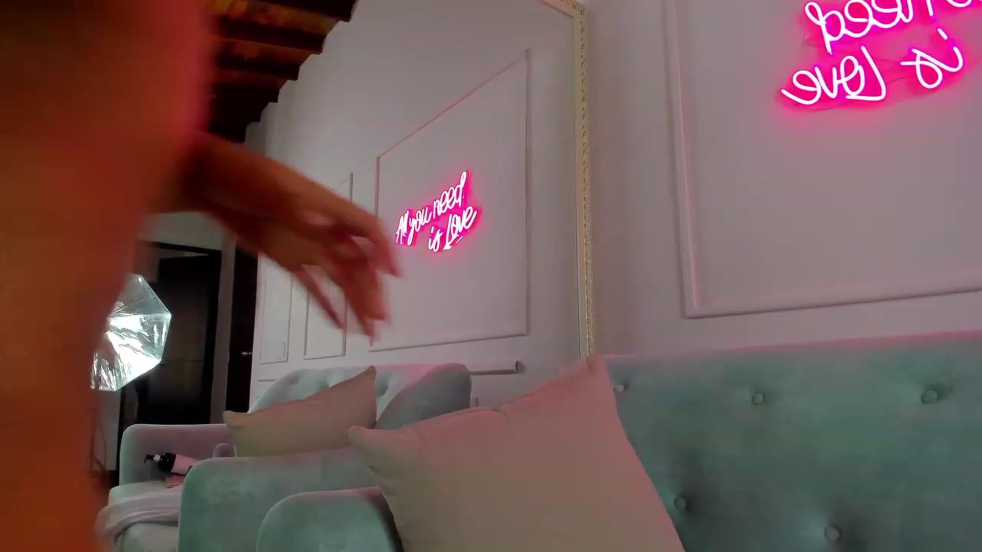 Gallery image thumbnail from Caro_Cano's myfreecams stream on, 02/20/2023, 19:00 image 7 of 20