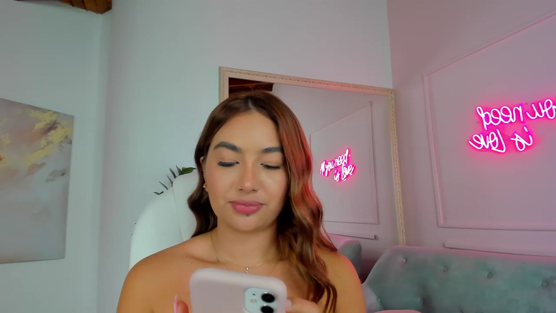 Gallery image thumbnail from Caro_Cano's myfreecams stream on, 02/24/2023, 17:16 image 9 of 20
