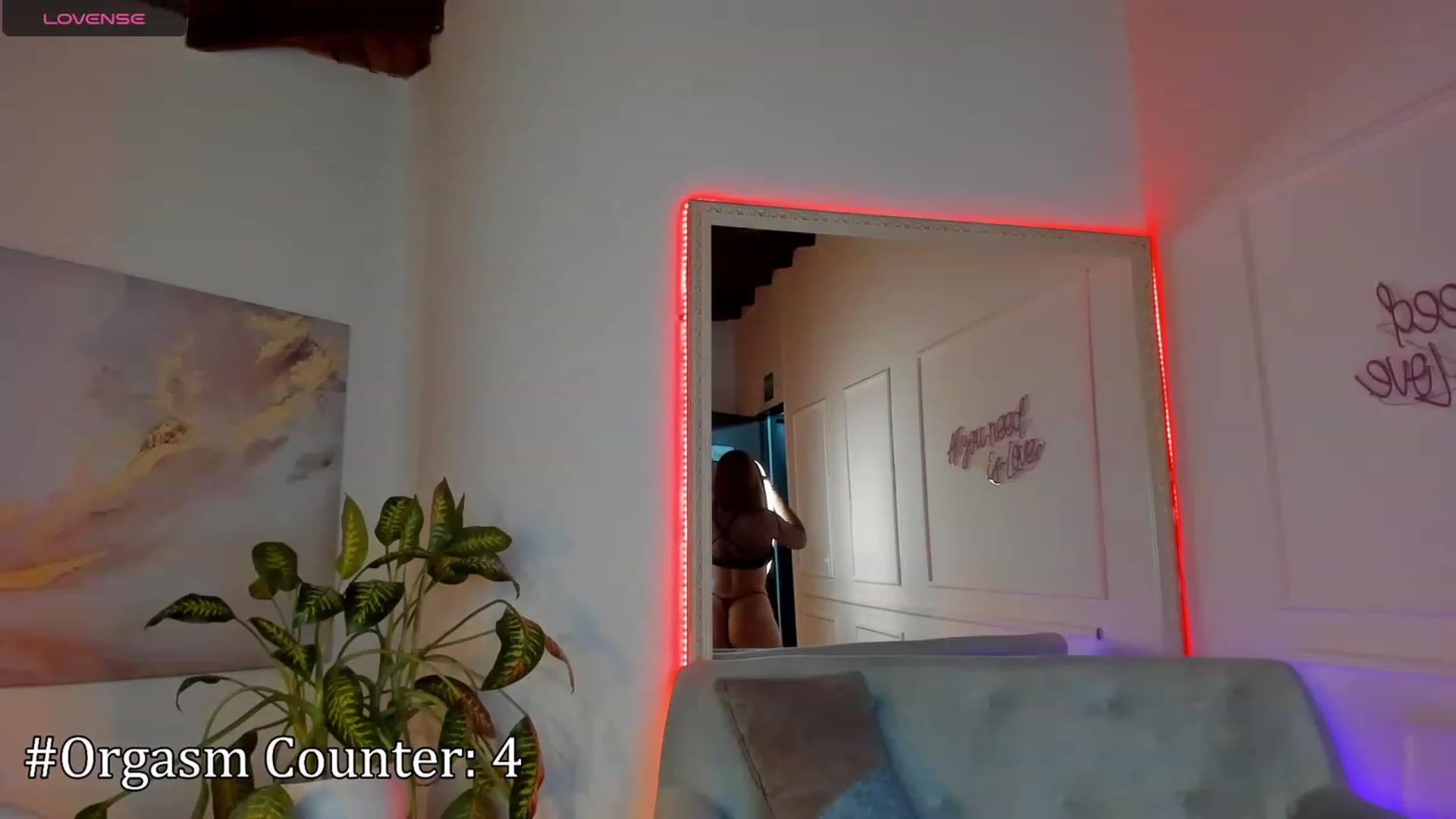 Gallery image thumbnail from Caro_Cano's myfreecams stream on, 12/19/2023, 03:25 image 9 of 20