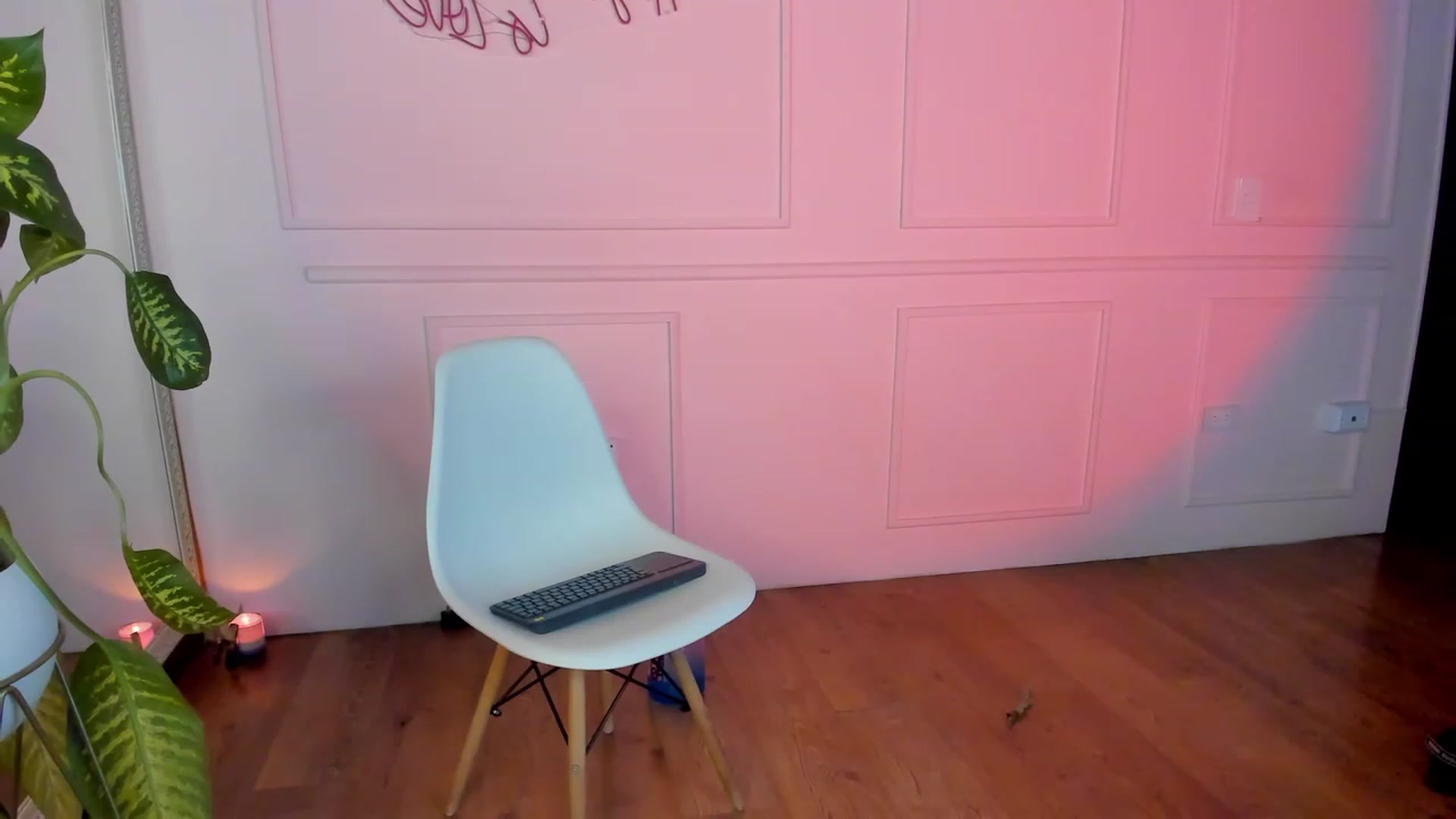 Gallery image thumbnail from Caro_Cano's myfreecams stream on, 01/25/2024, 05:04 image 15 of 20
