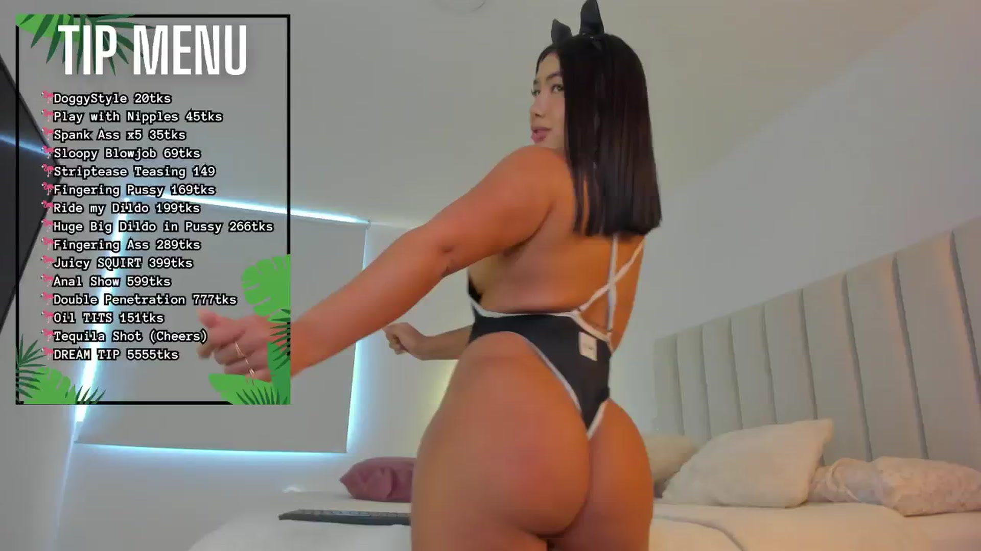 Gallery image thumbnail from Caro_Cano's myfreecams stream on, 05/14/2024, 21:23 image 14 of 20