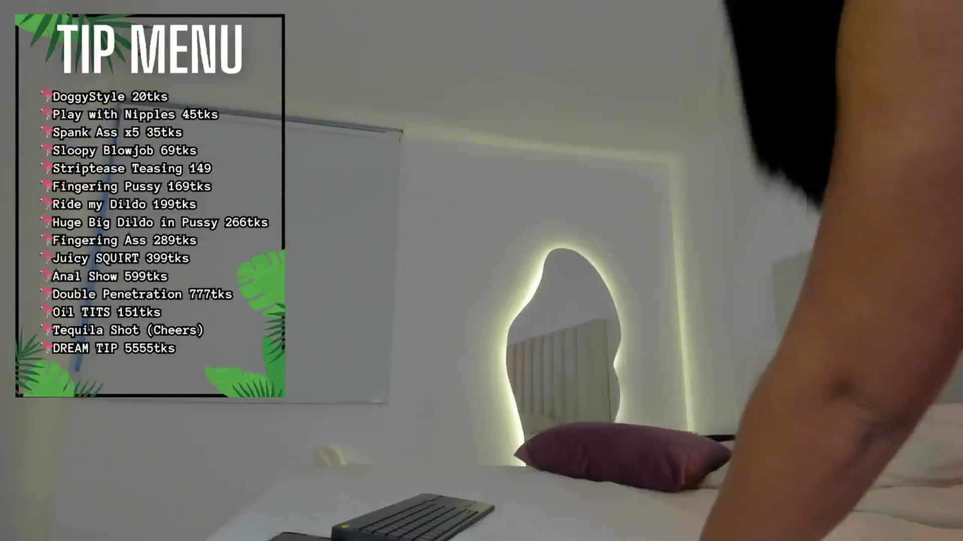 Gallery image thumbnail from Caro_Cano's myfreecams stream on, 05/14/2024, 23:19 image 20 of 20