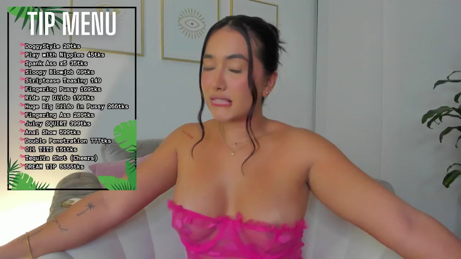 Gallery image thumbnail from Caro_Cano's myfreecams stream on, 05/16/2024, 24:46 image 10 of 20