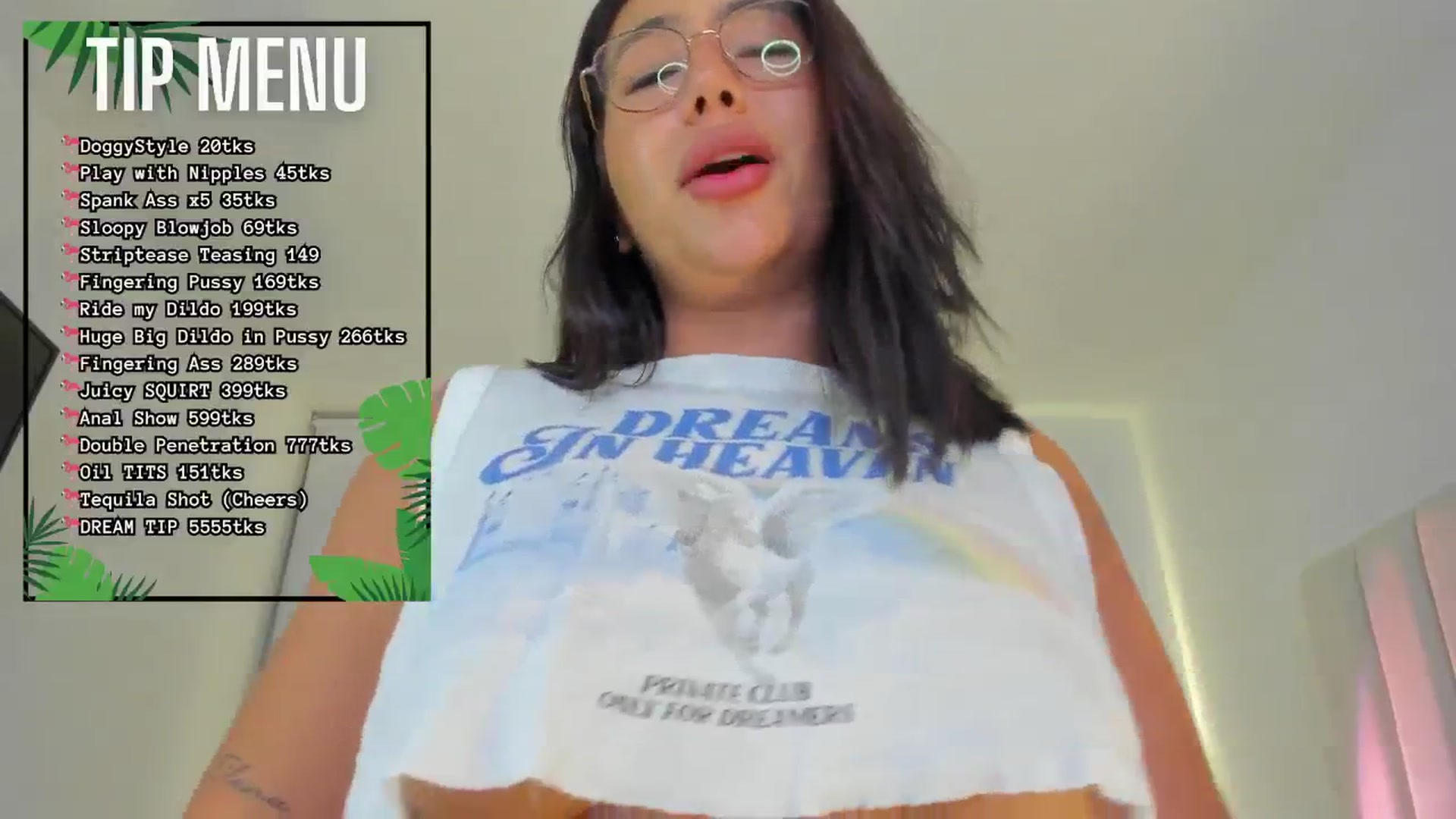 Gallery image thumbnail from Caro_Cano's myfreecams stream on, 05/28/2024, 01:26 image 7 of 20
