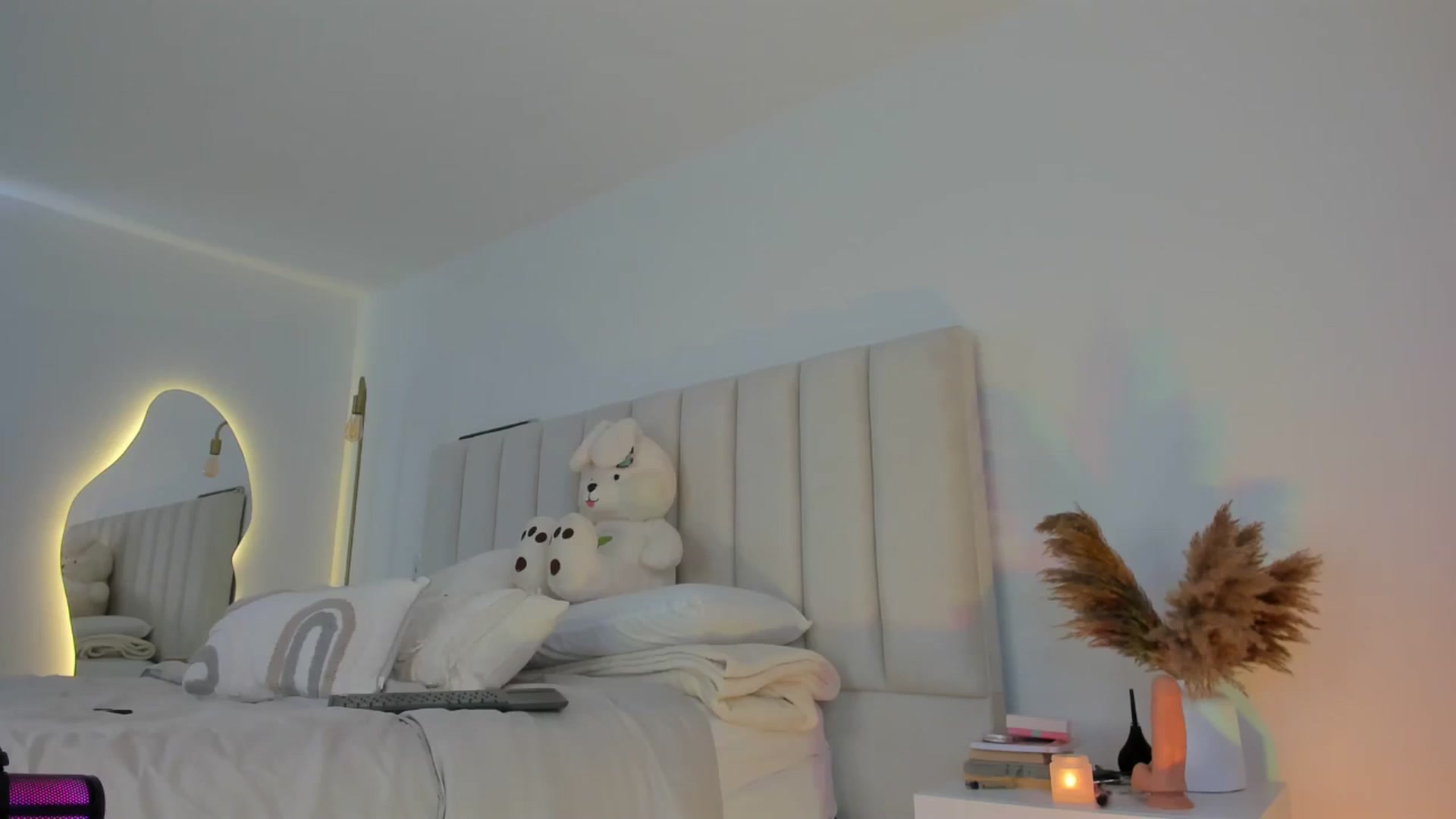 Gallery image thumbnail from Caro_Cano's myfreecams stream on, 07/06/2024, 16:51 image 15 of 20