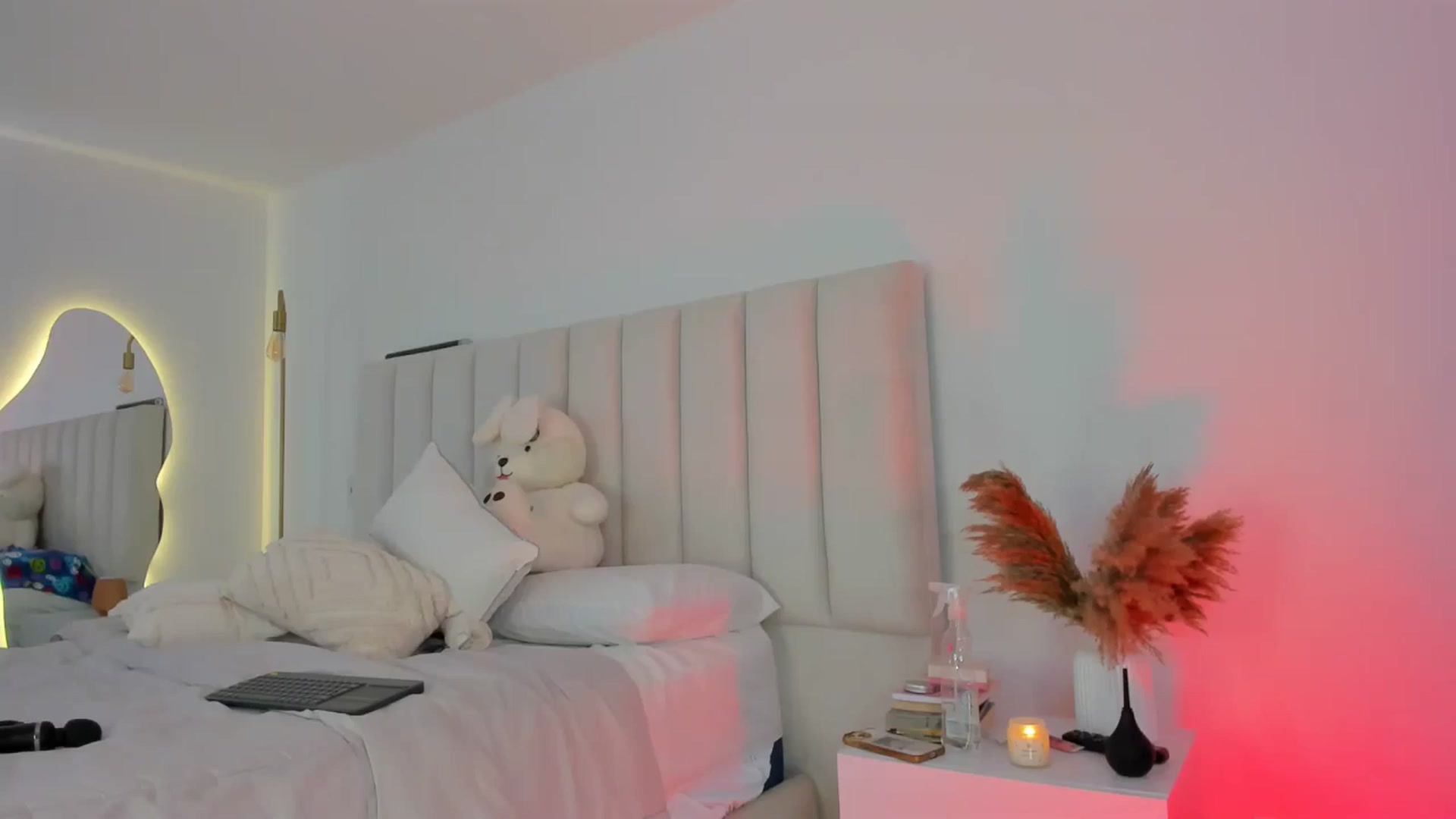 Gallery image thumbnail from Caro_Cano's myfreecams stream on, 07/07/2024, 18:21 image 20 of 20