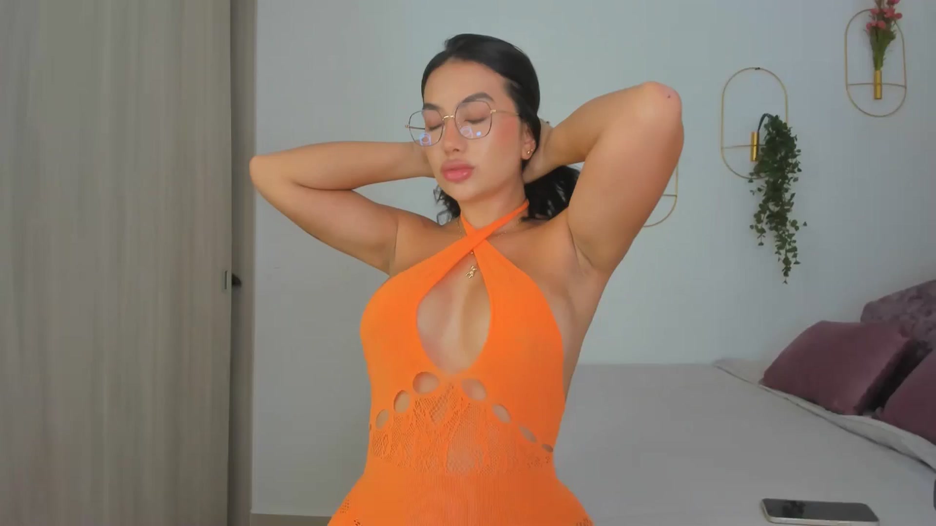 Gallery image thumbnail from Caro_Cano's myfreecams stream on, 11/01/2024, 16:51 image 4 of 20