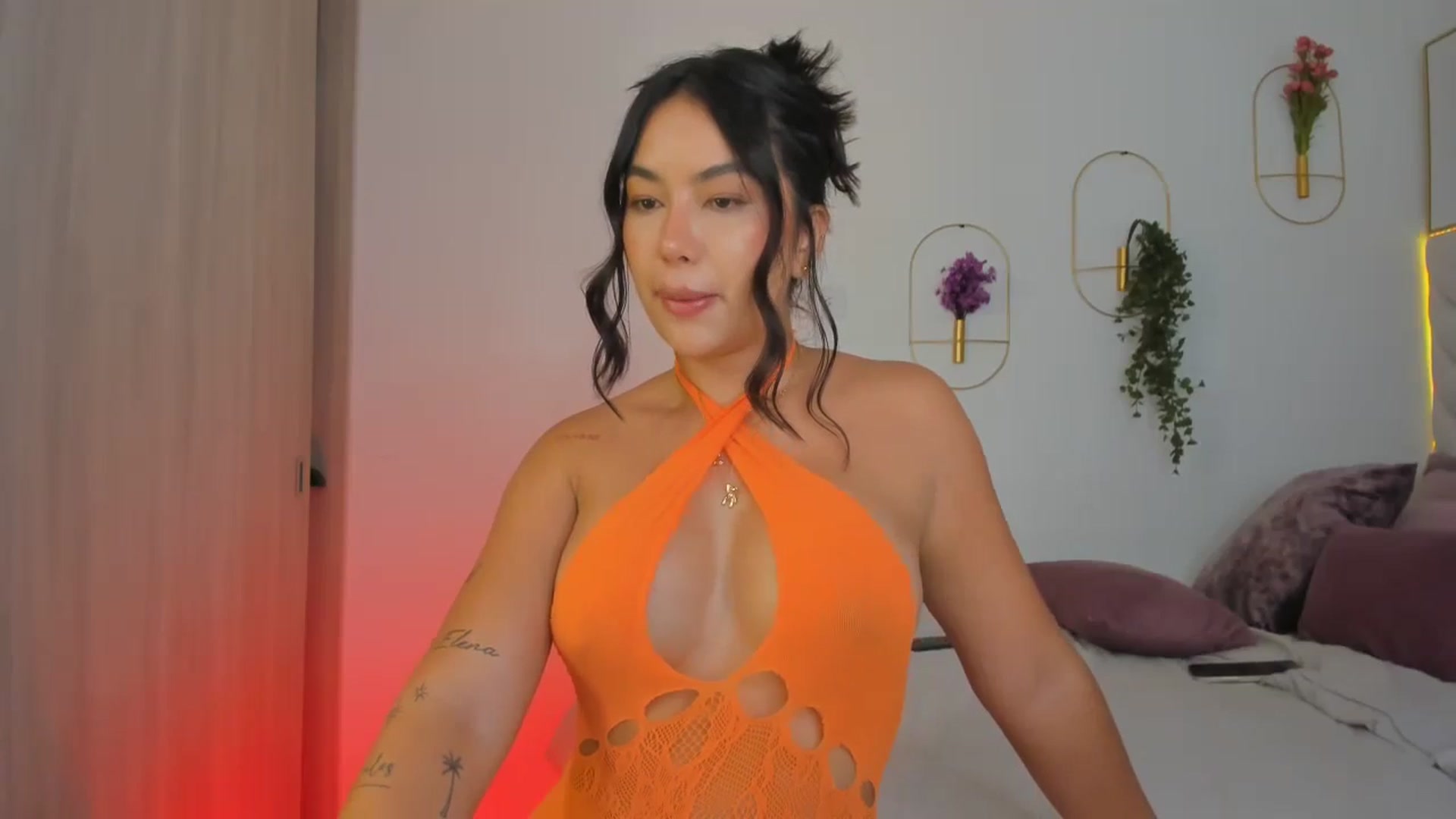 Gallery image thumbnail from Caro_Cano's myfreecams stream on, 11/01/2024, 20:48 image 11 of 20