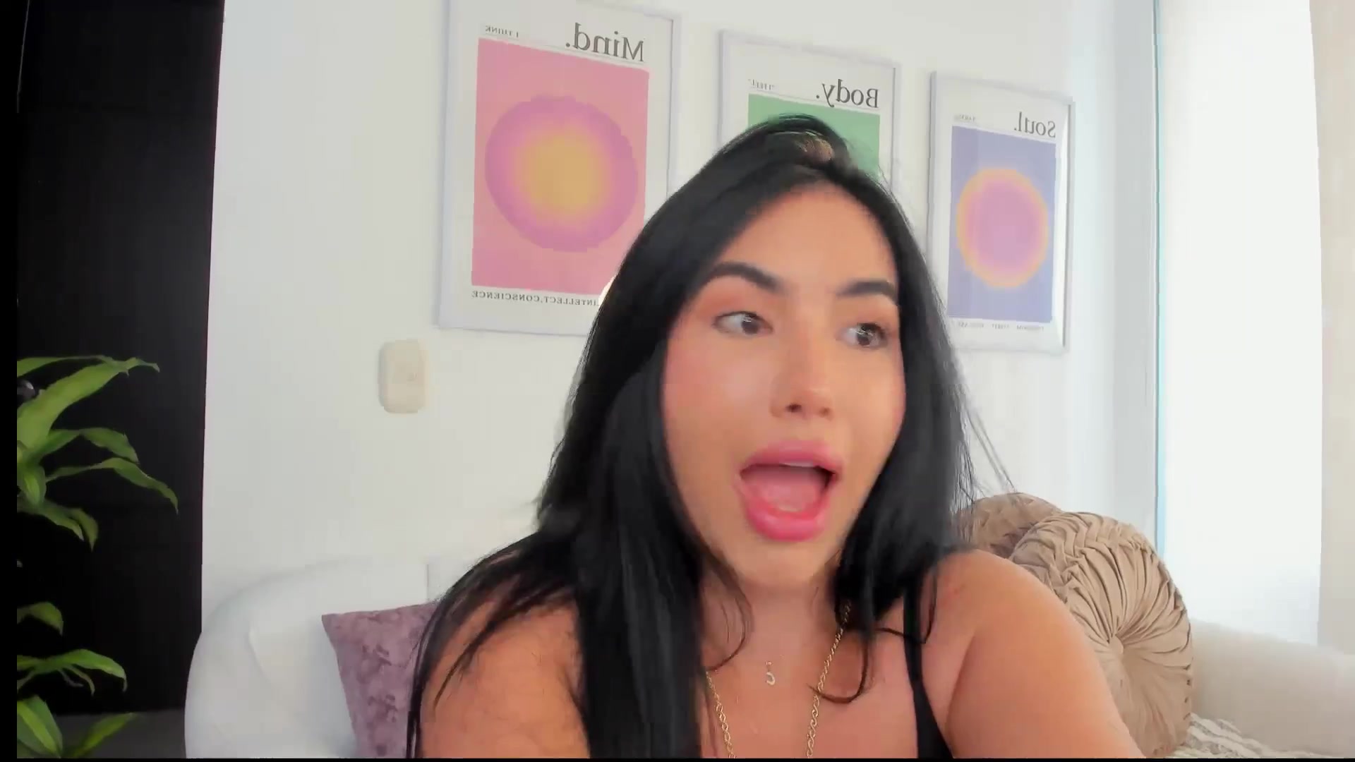 Gallery image thumbnail from Caro_Cano's myfreecams stream on, 03/15/2025, 15:57 image 17 of 20
