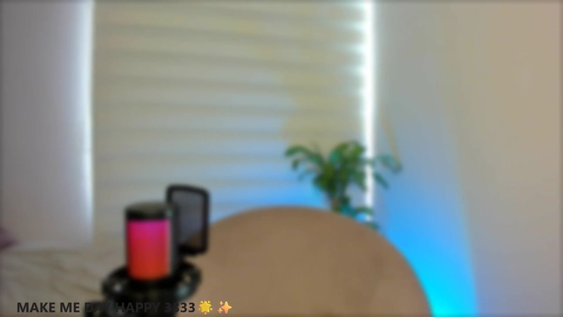 Gallery image thumbnail from Caro_Cano's myfreecams stream on, 04/29/2025, 16:06 image 18 of 20