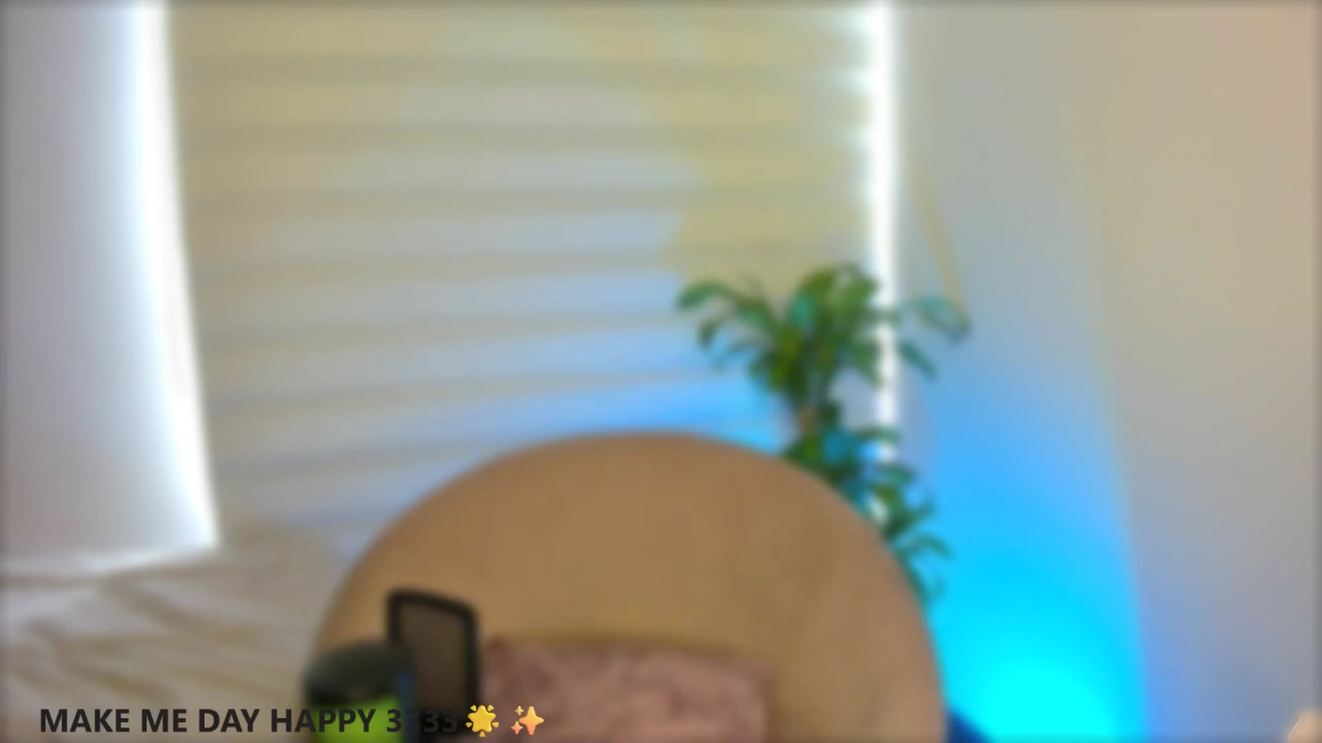 Gallery image thumbnail from Caro_Cano's myfreecams stream on, 04/29/2025, 18:25 image 11 of 20