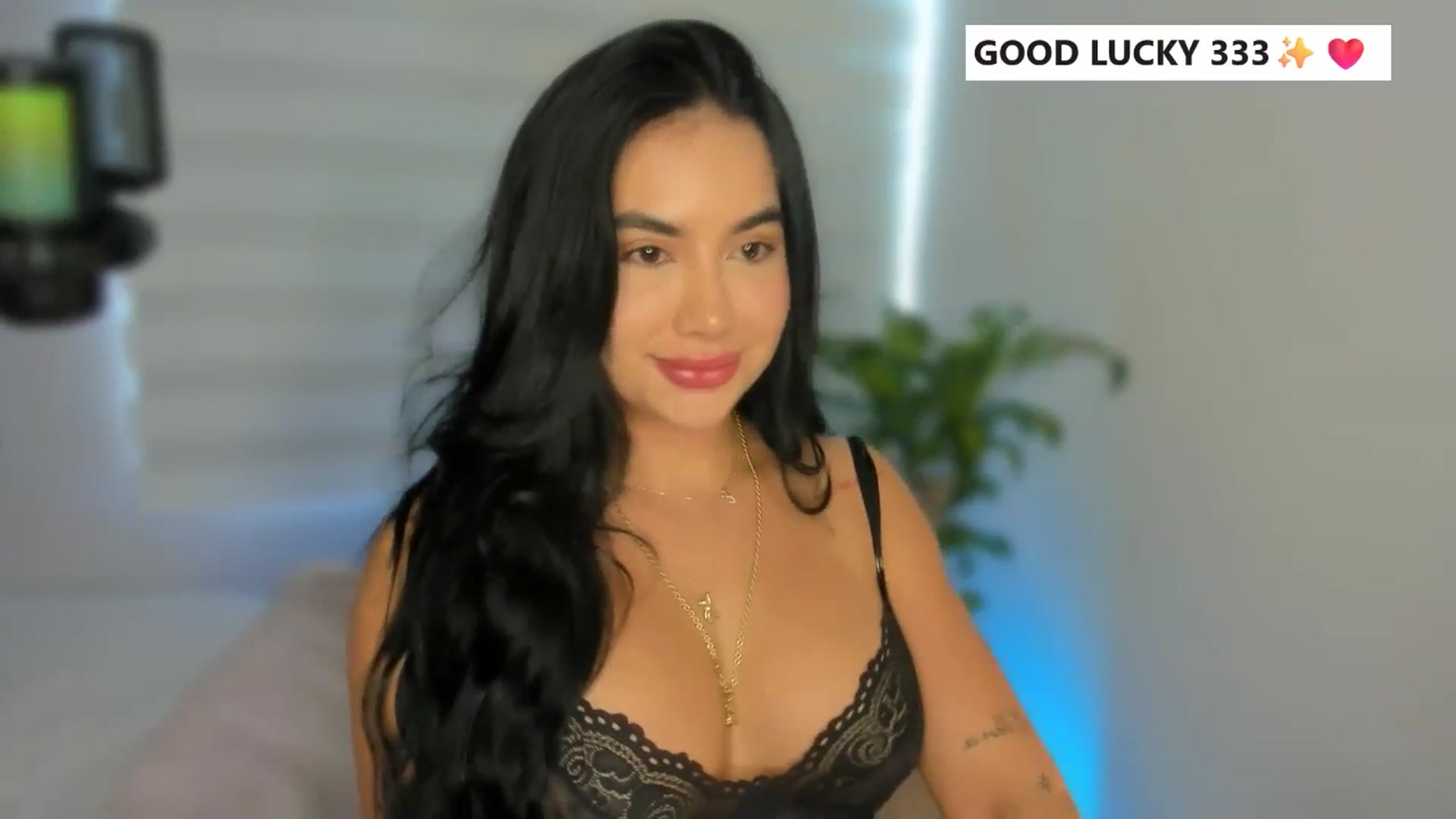 Gallery image thumbnail from Caro_Cano's myfreecams stream on, 05/06/2025, 16:26 image 2 of 20