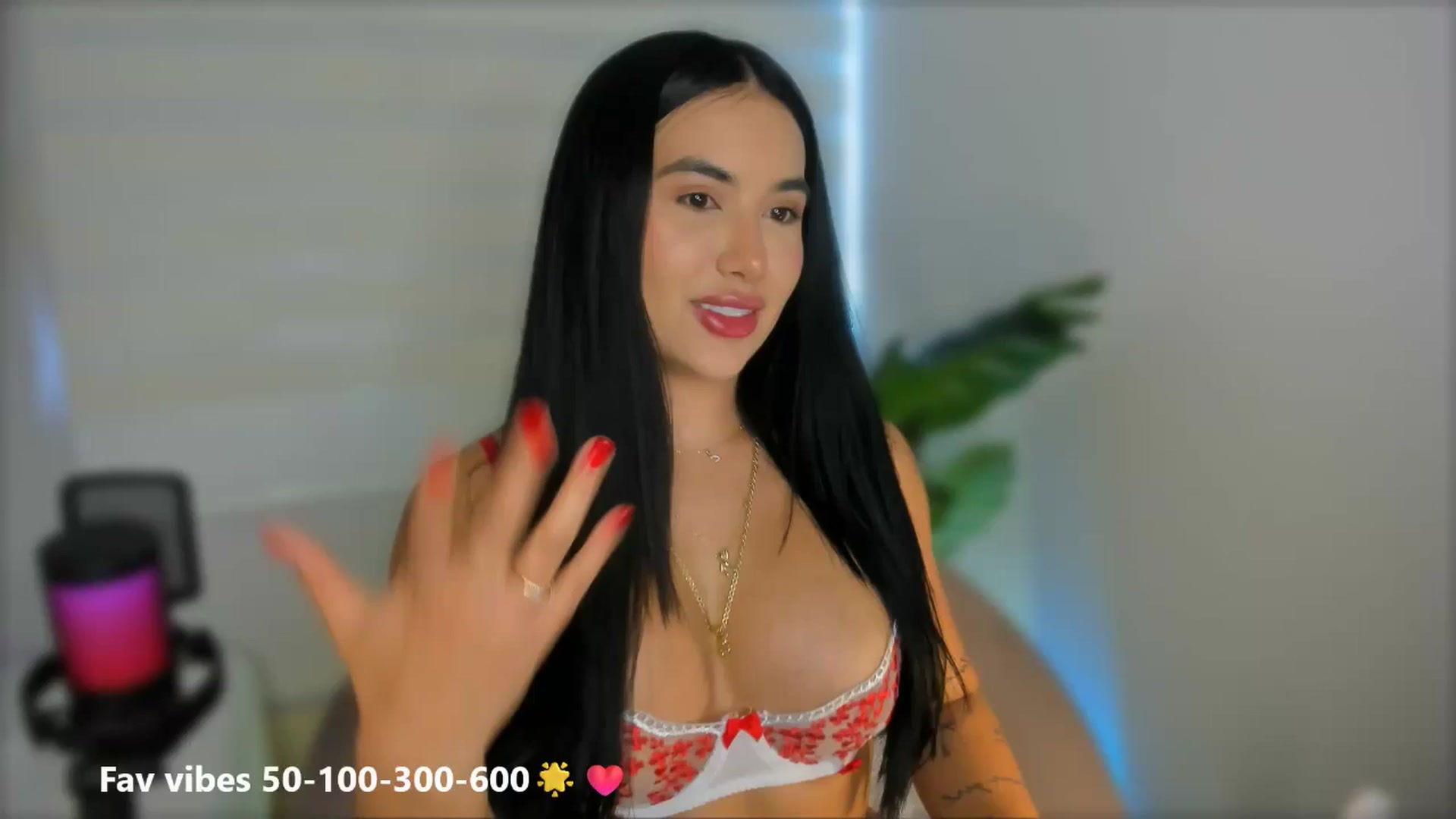 Gallery image thumbnail from Caro_Cano's myfreecams stream on, 05/12/2025, 16:49 image 1 of 20