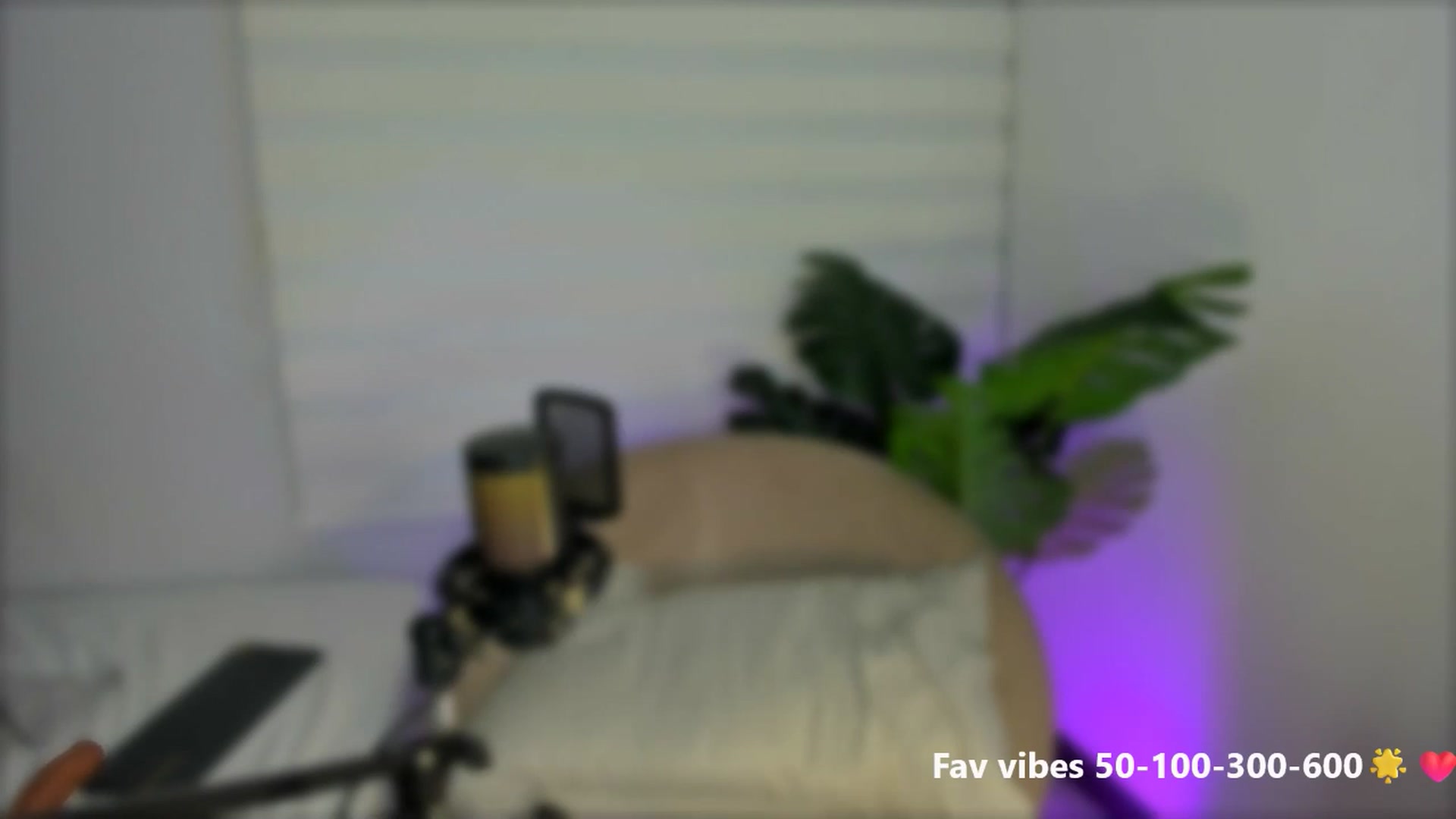 Gallery image thumbnail from Caro_Cano's myfreecams stream on, 05/14/2025, 06:58 image 16 of 20