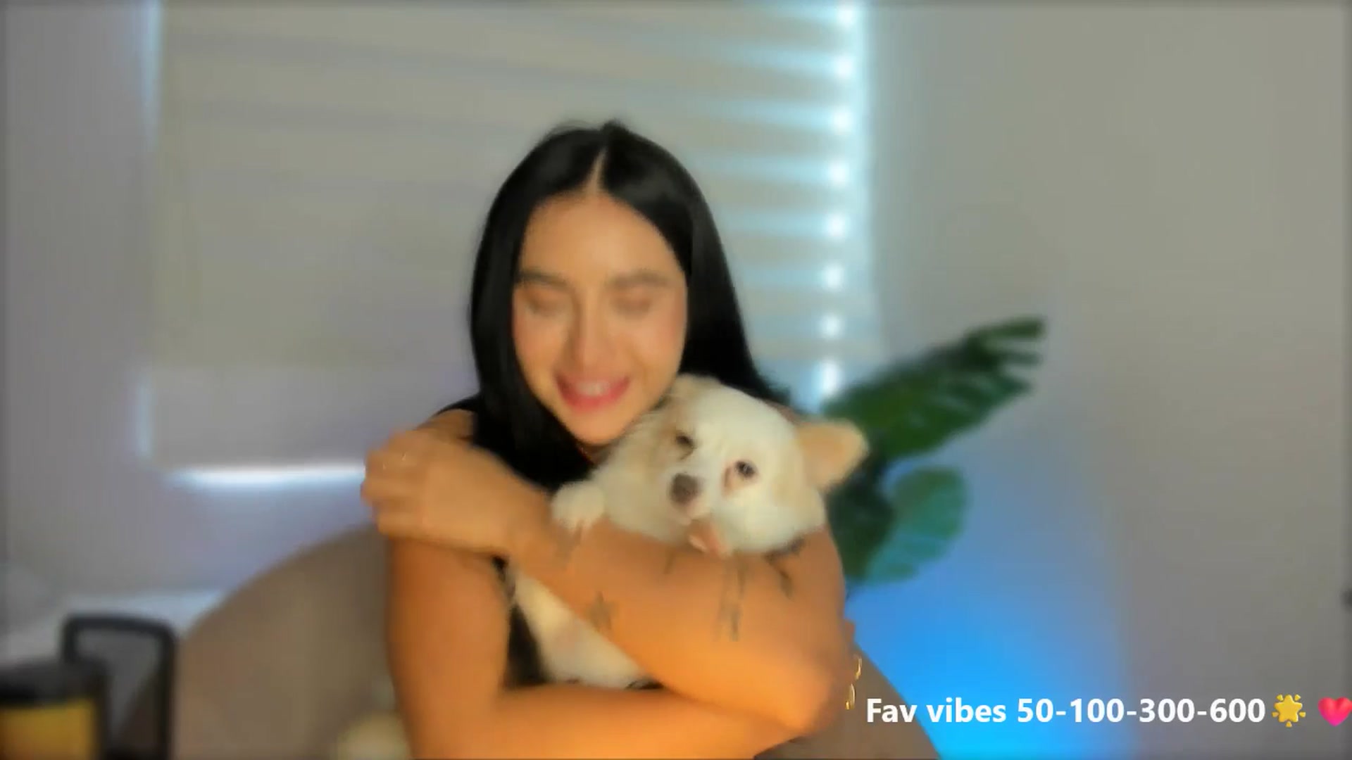 Gallery image thumbnail from Caro_Cano's myfreecams stream on, 05/14/2025, 19:36 image 5 of 20
