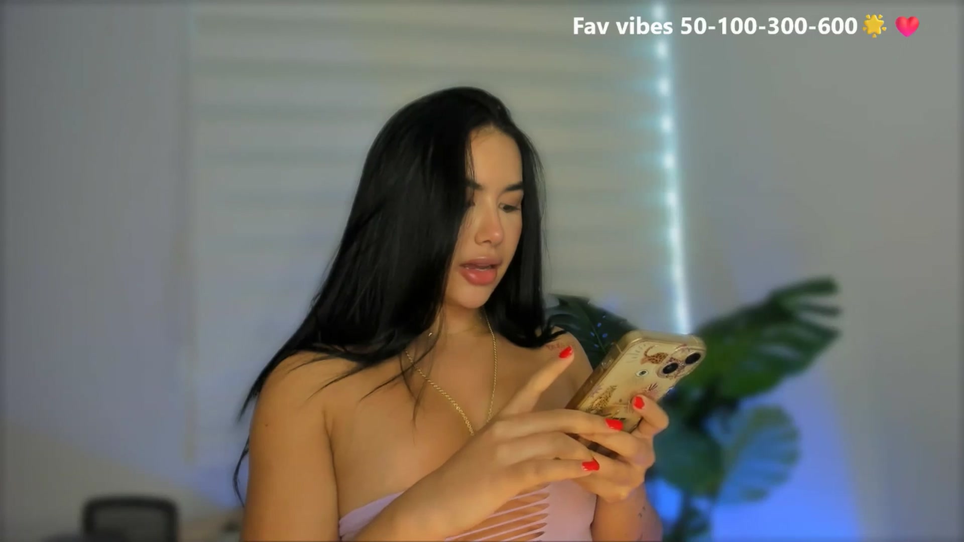 Gallery image thumbnail from Caro_Cano's myfreecams stream on, 05/17/2025, 21:32 image 20 of 20