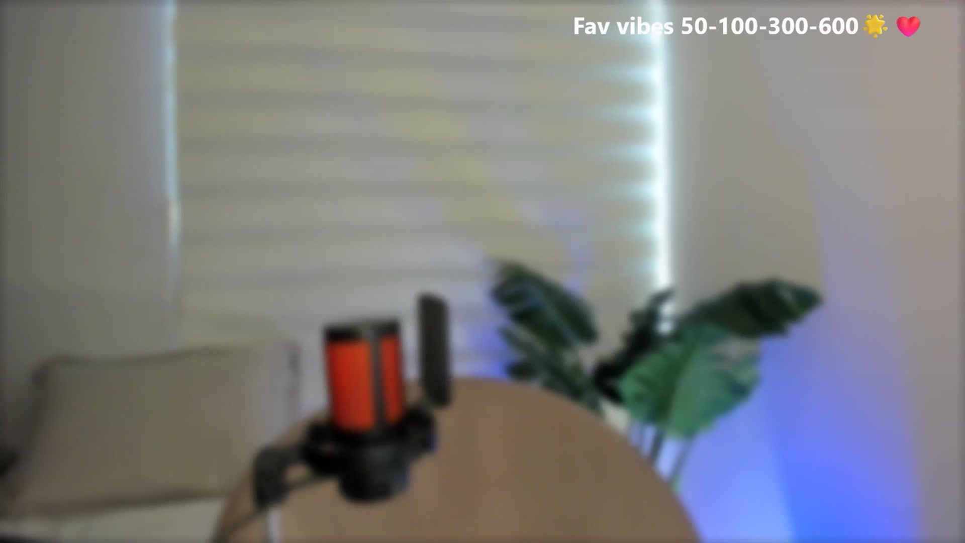 Gallery image thumbnail from Caro_Cano's myfreecams stream on, 05/27/2025, 15:50 image 5 of 20