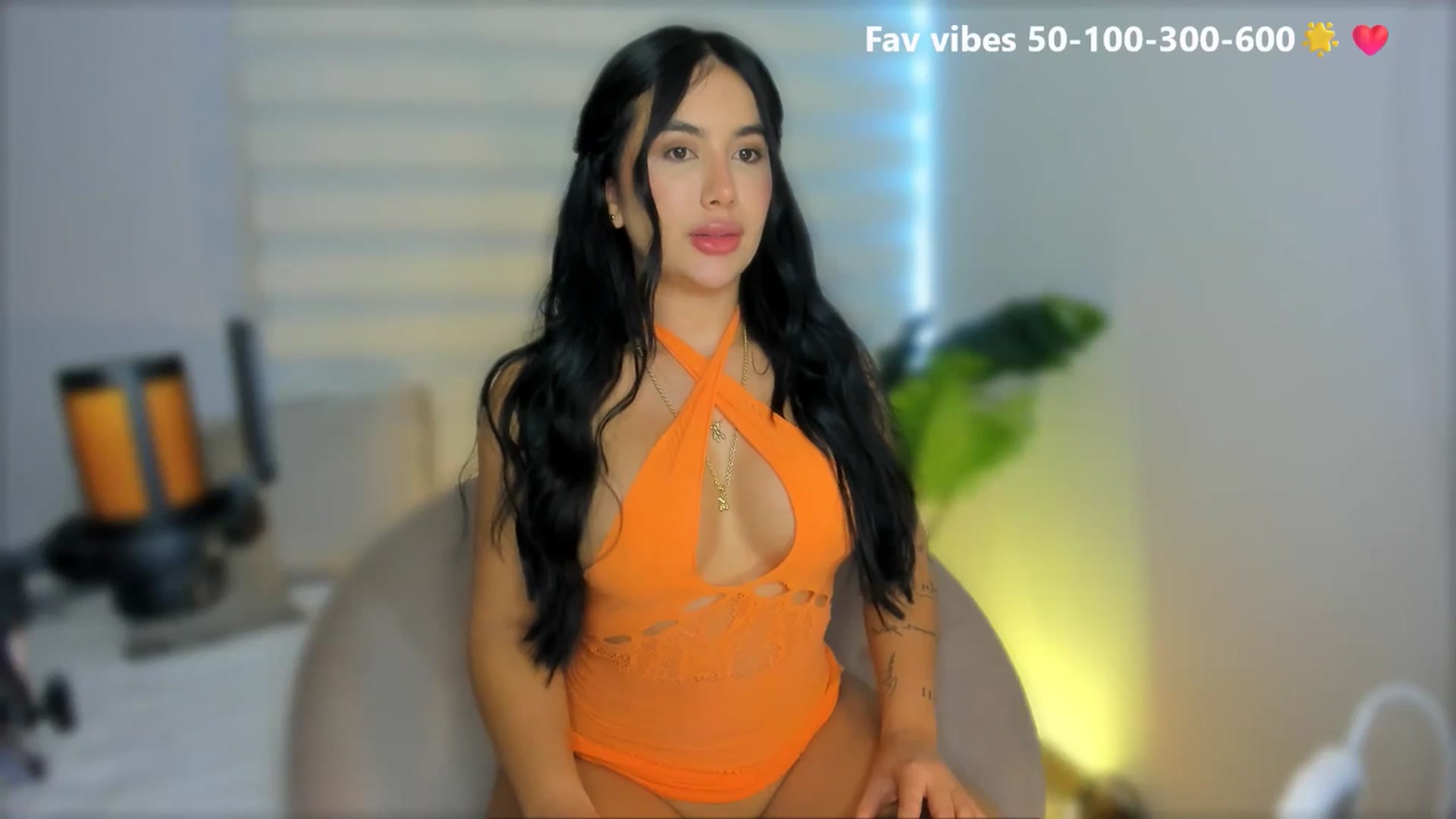 Gallery image thumbnail from Caro_Cano's myfreecams stream on, 05/28/2025, 17:00 image 8 of 20