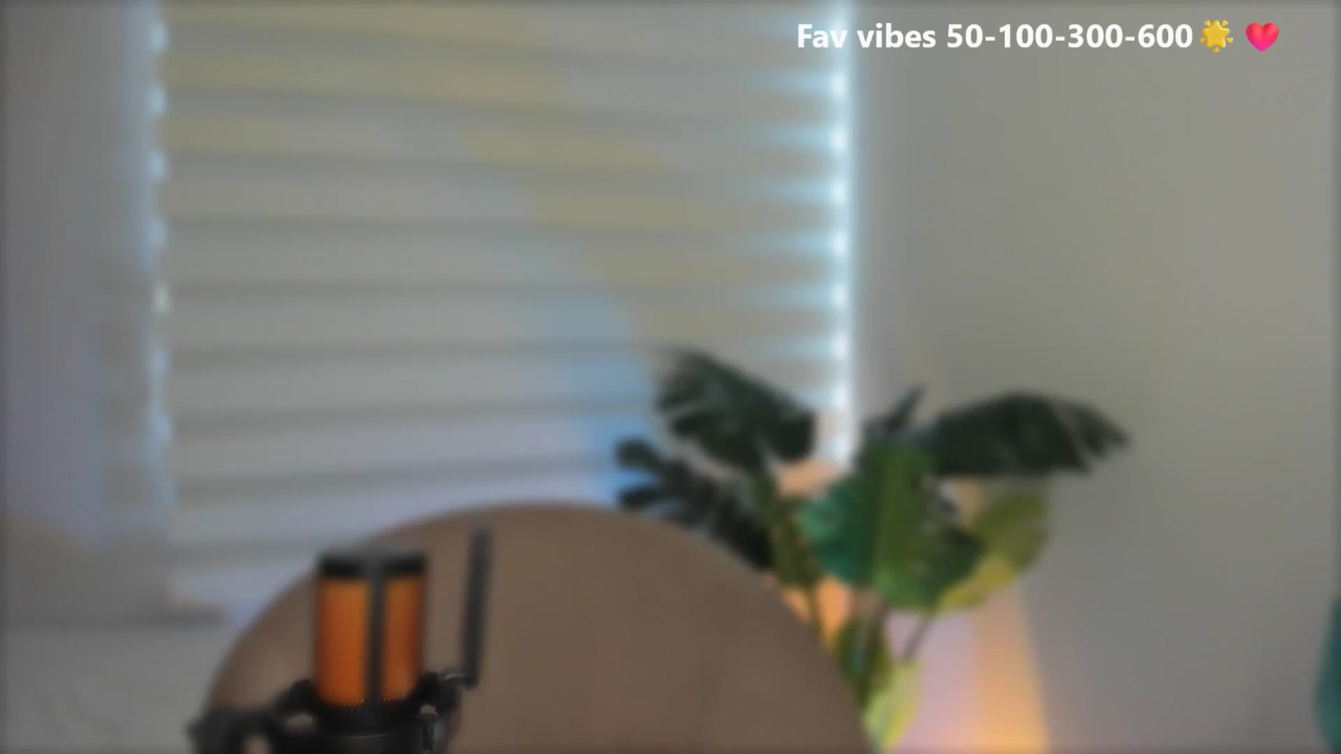 Gallery image thumbnail from Caro_Cano's myfreecams stream on, 05/31/2025, 16:18 image 1 of 20