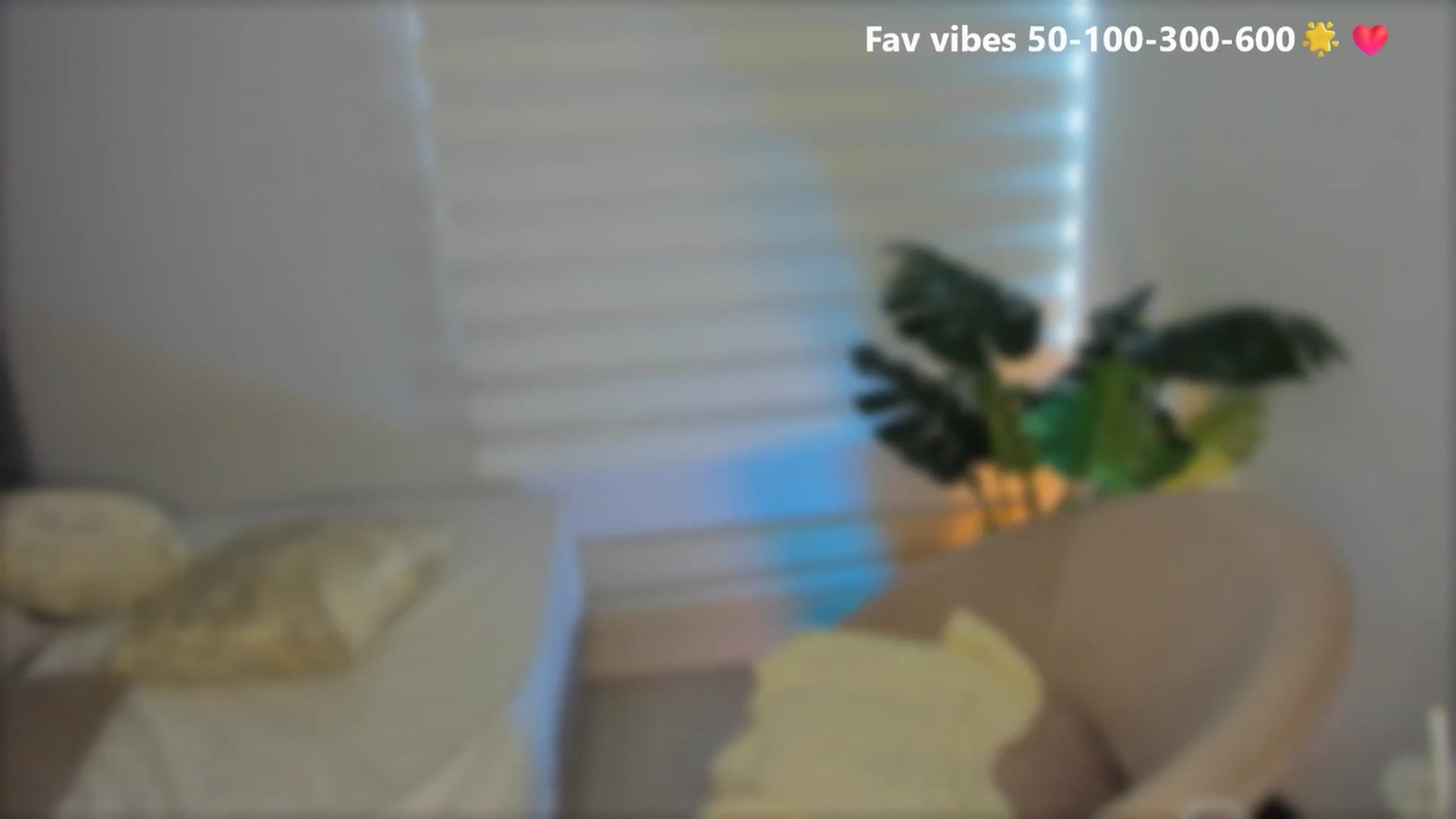 Gallery image thumbnail from Caro_Cano's myfreecams stream on, 05/31/2025, 16:18 image 16 of 20