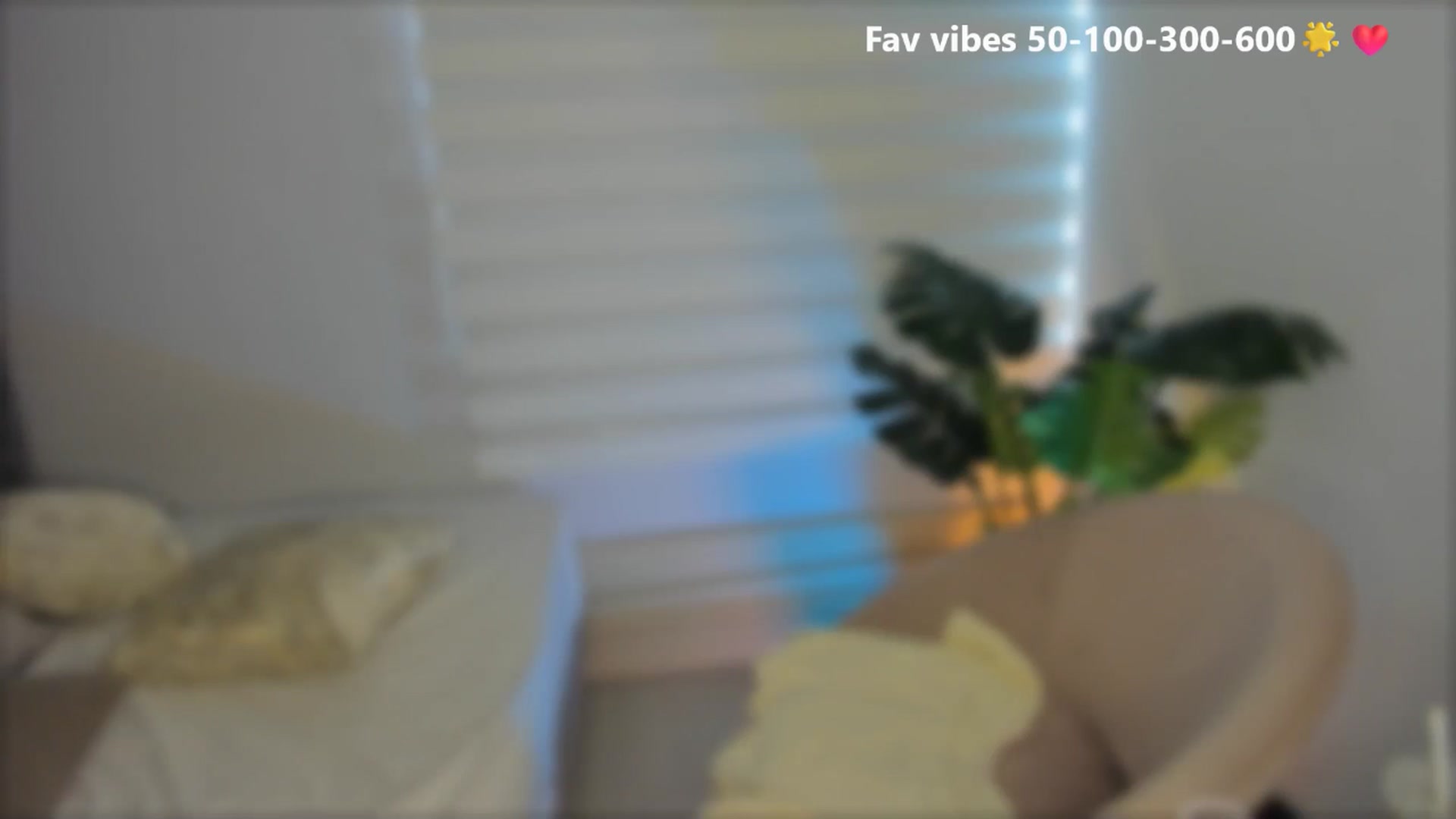 Gallery image thumbnail from Caro_Cano's myfreecams stream on, 05/31/2025, 16:18 image 17 of 20
