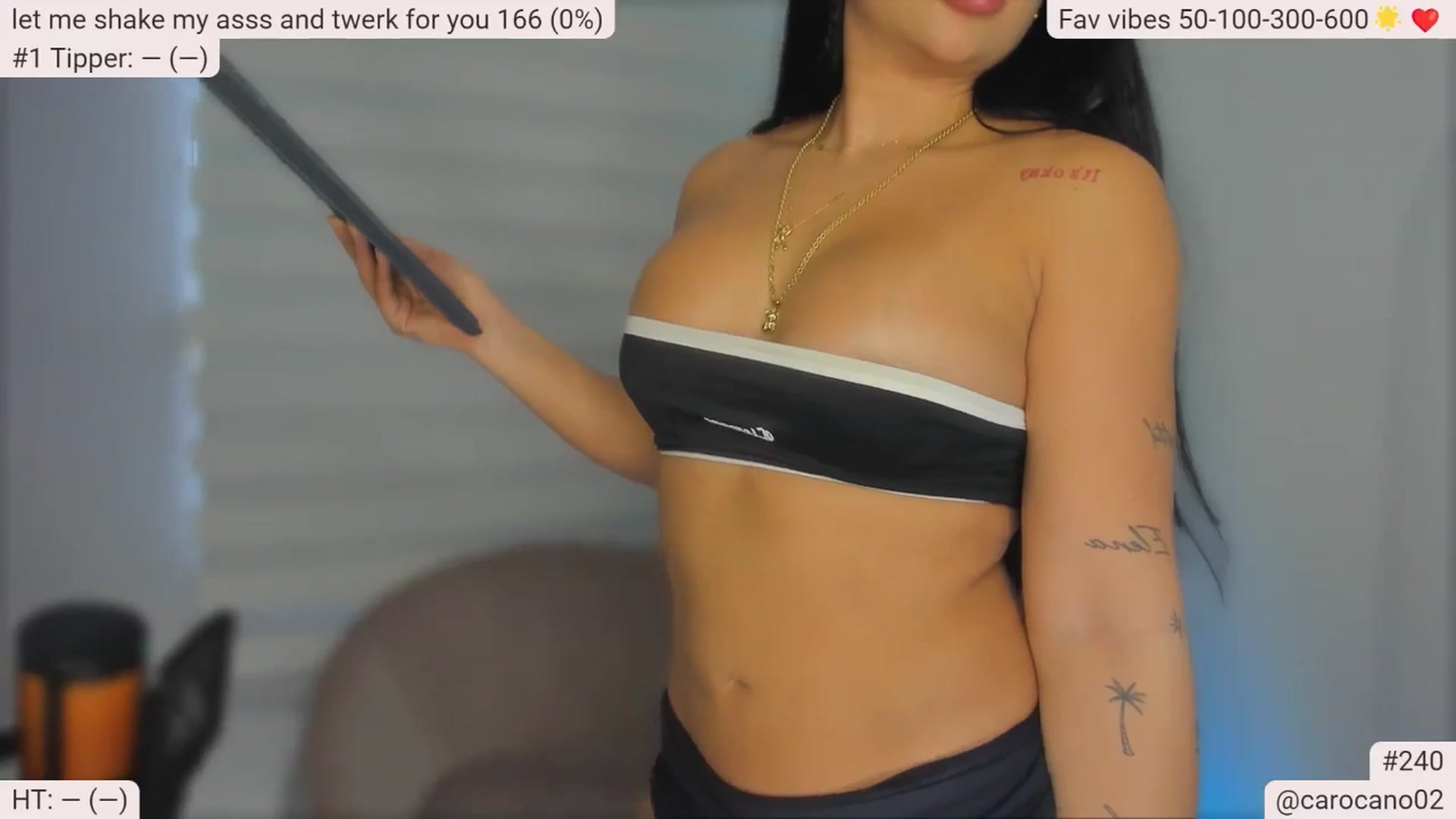 Gallery image thumbnail from Caro_Cano's myfreecams stream on, 06/03/2025, 15:29 image 5 of 20